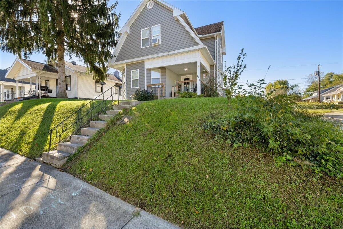 2523 Tecumseh, Springfield, Ohio 45503