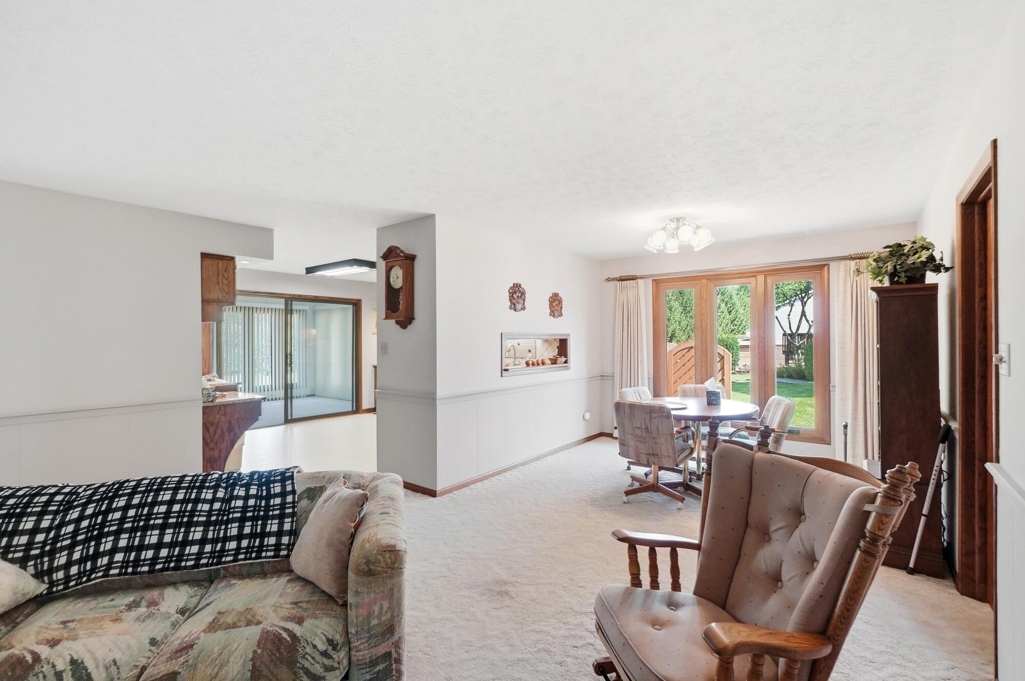 15811 Sunset, Wapakoneta, Ohio 45895