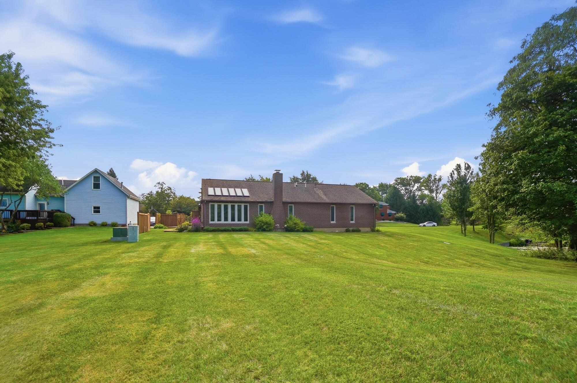 15811 Sunset, Wapakoneta, Ohio 45895