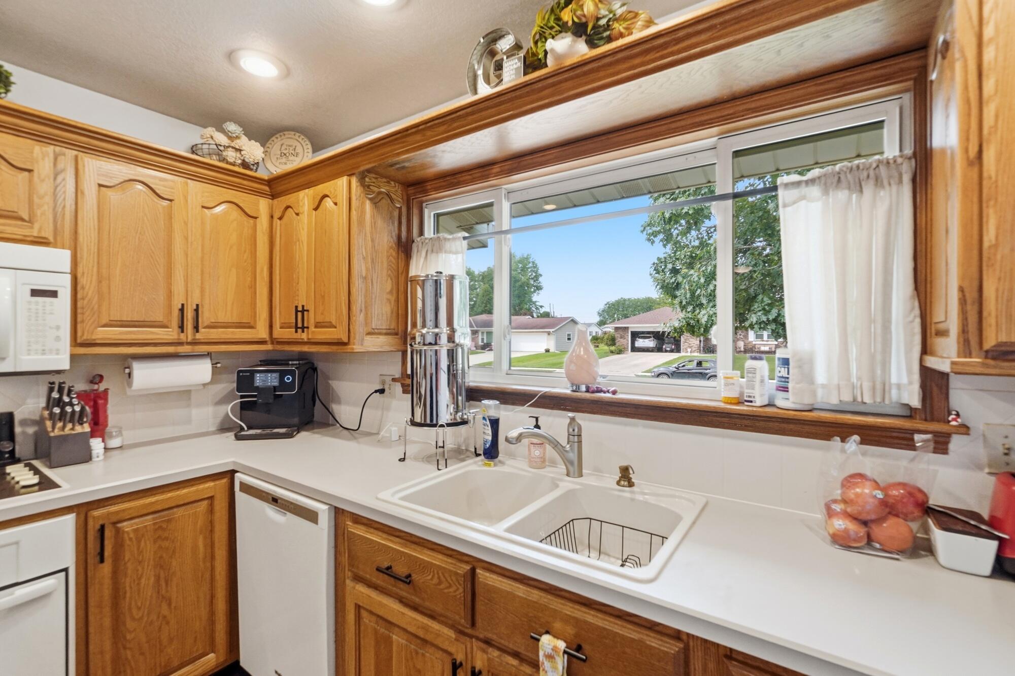 311 Cole, Wapakoneta, Ohio 45895