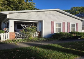 36 Main, North Hampton, Ohio 45349, 2 Bedroom Bedrooms, ,1 BathroomBathrooms,Residential,For Sale,Main,1048992