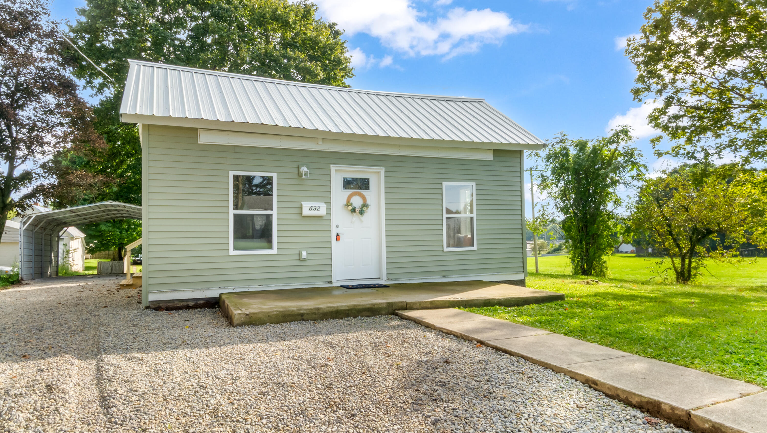 632 Oakland, Bellefontaine, Ohio 43311