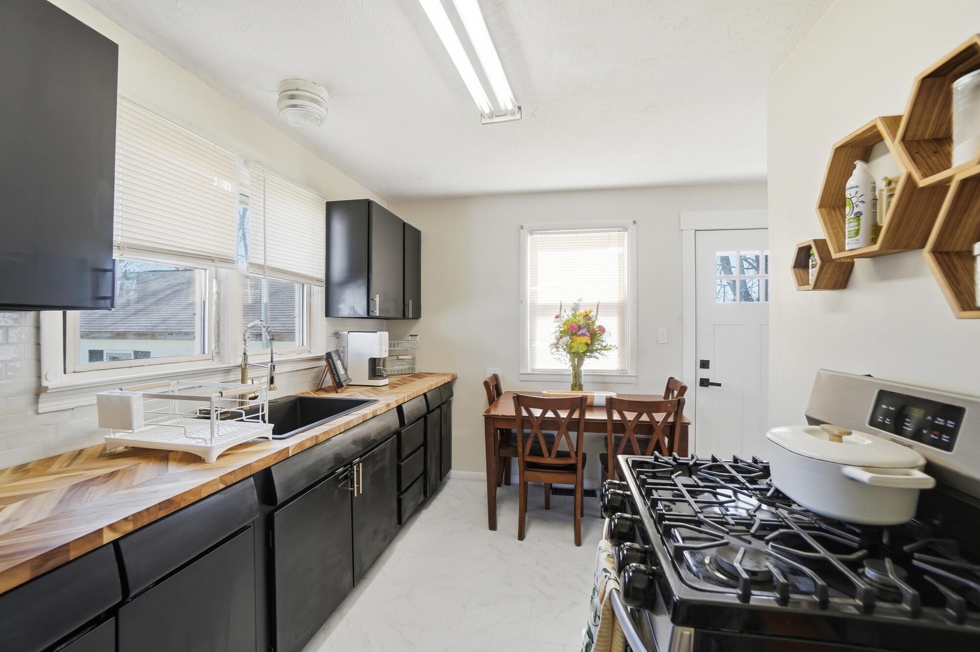 80 Carlisle, Springfield, Ohio 45504