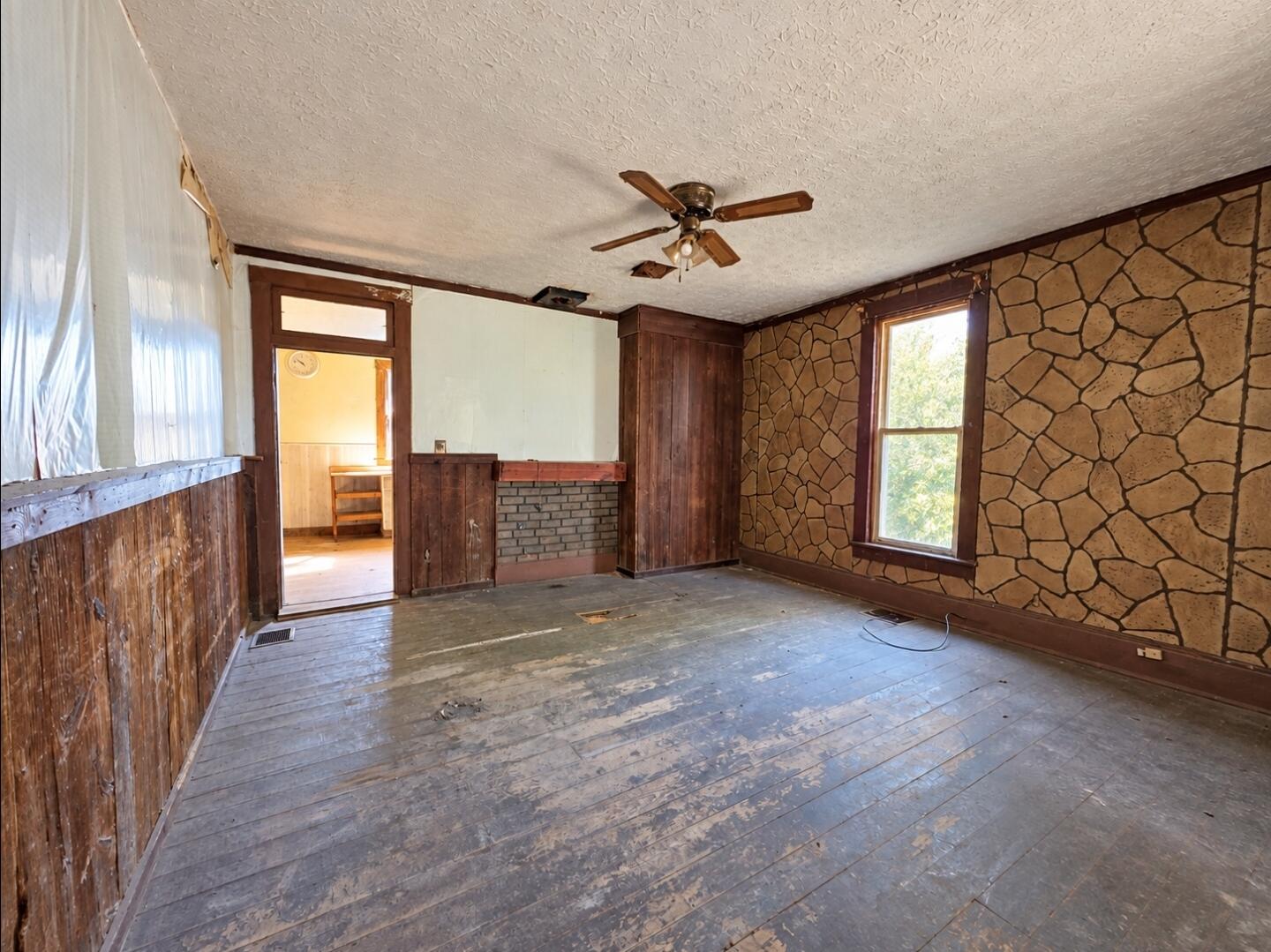 1846 Buena Vista, South Charleston, Ohio 45368