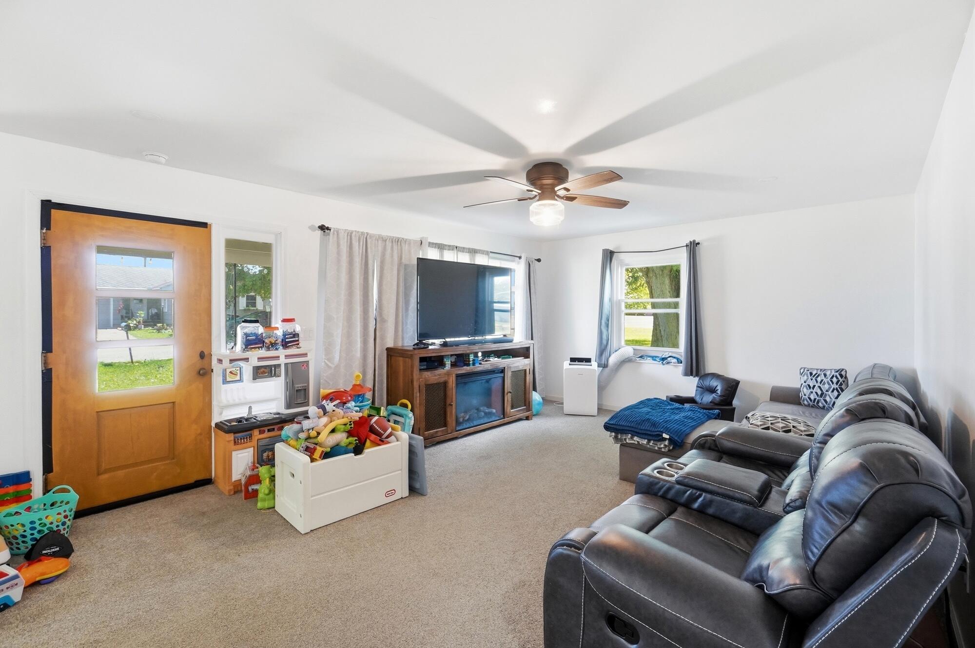6568 Rosewood Quincy, Rosewood, Ohio 43070