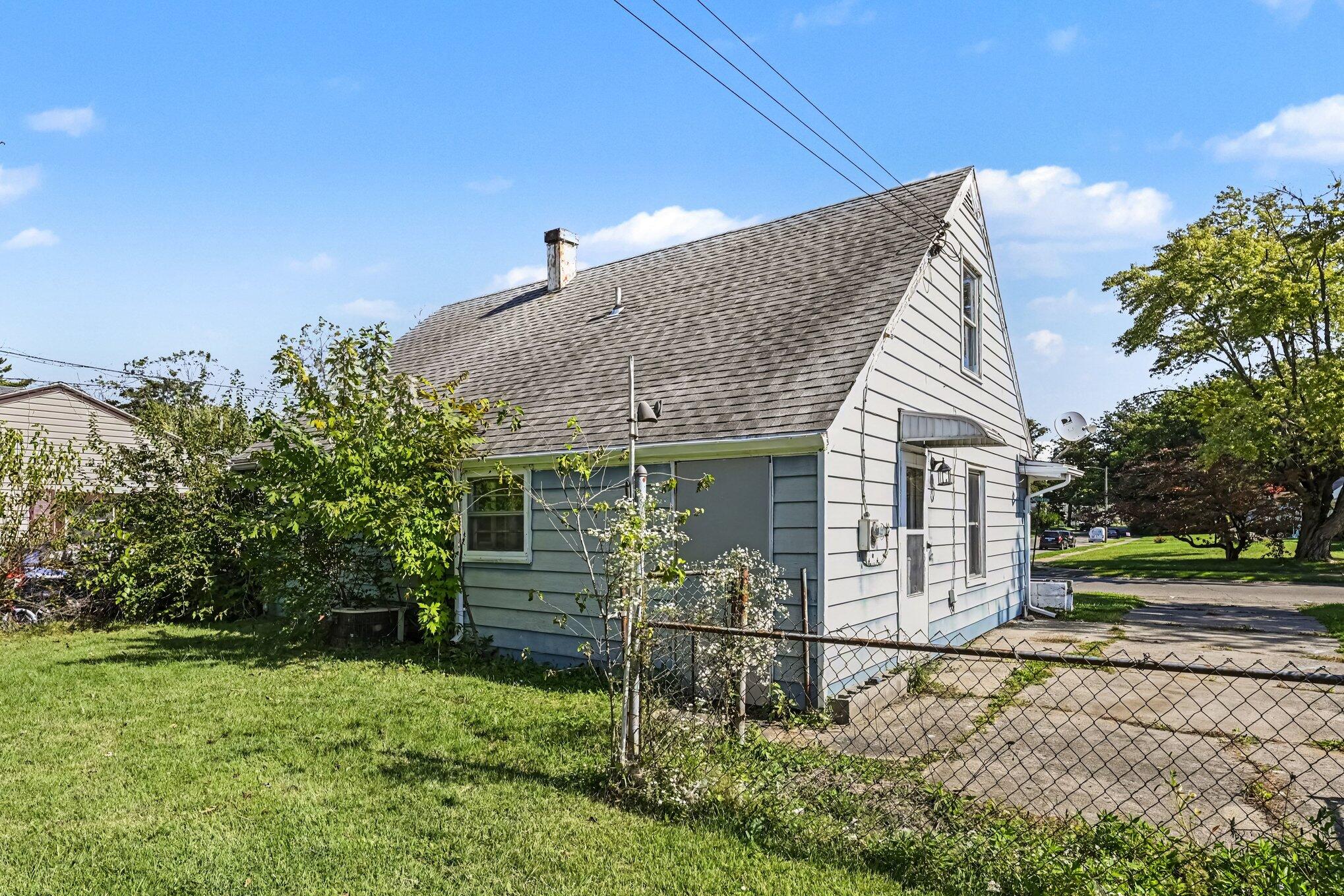 1551 Southgate, Springfield, Ohio 45506