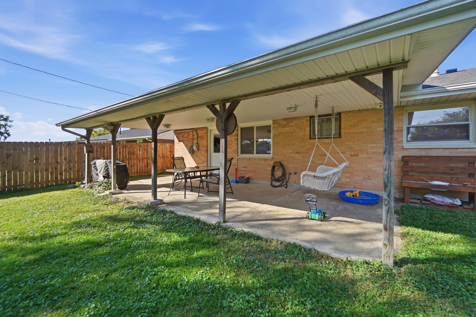 321 Mumford, Troy, Ohio 45373