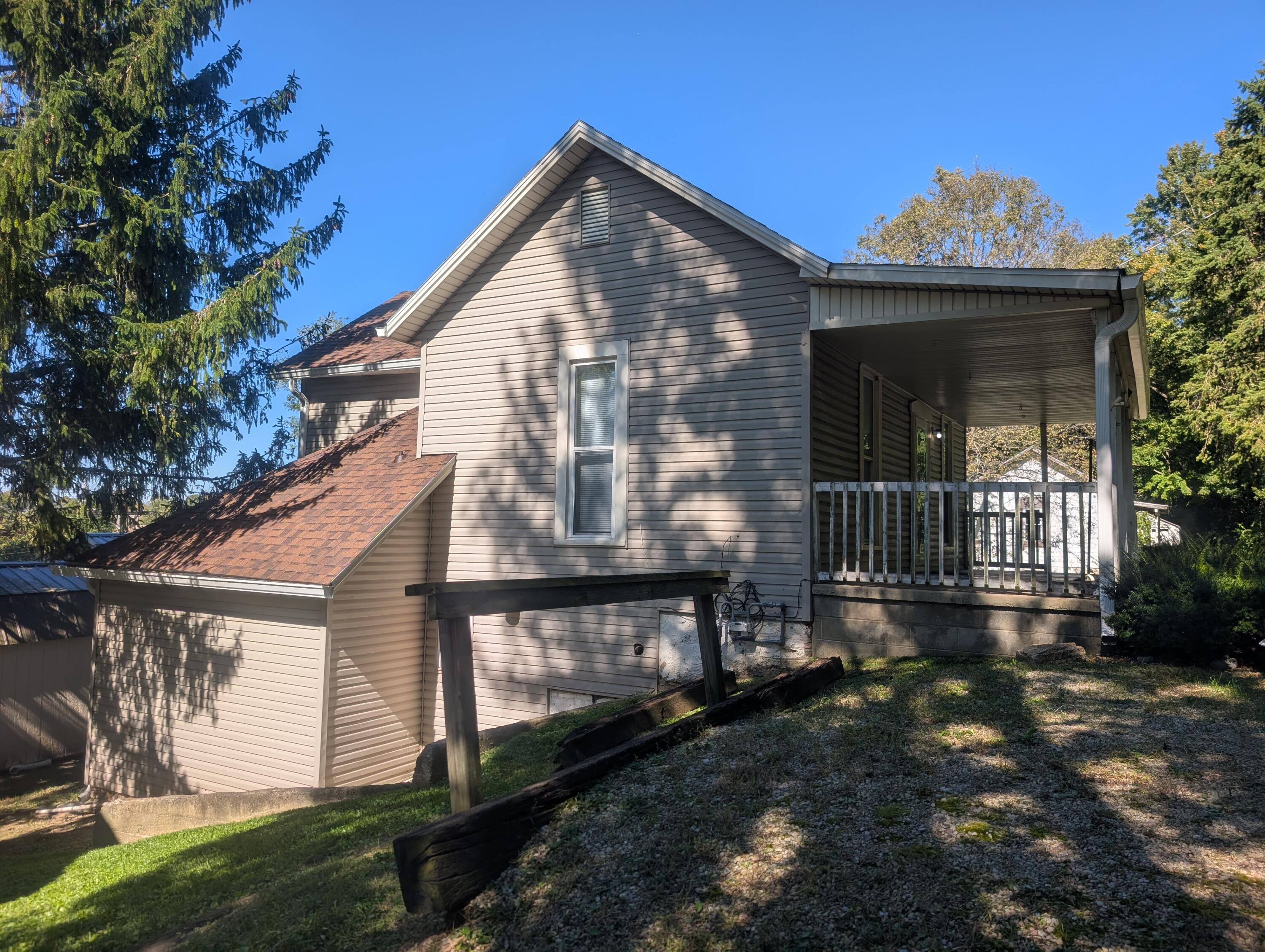 129 Hill, Sidney, Ohio 45365