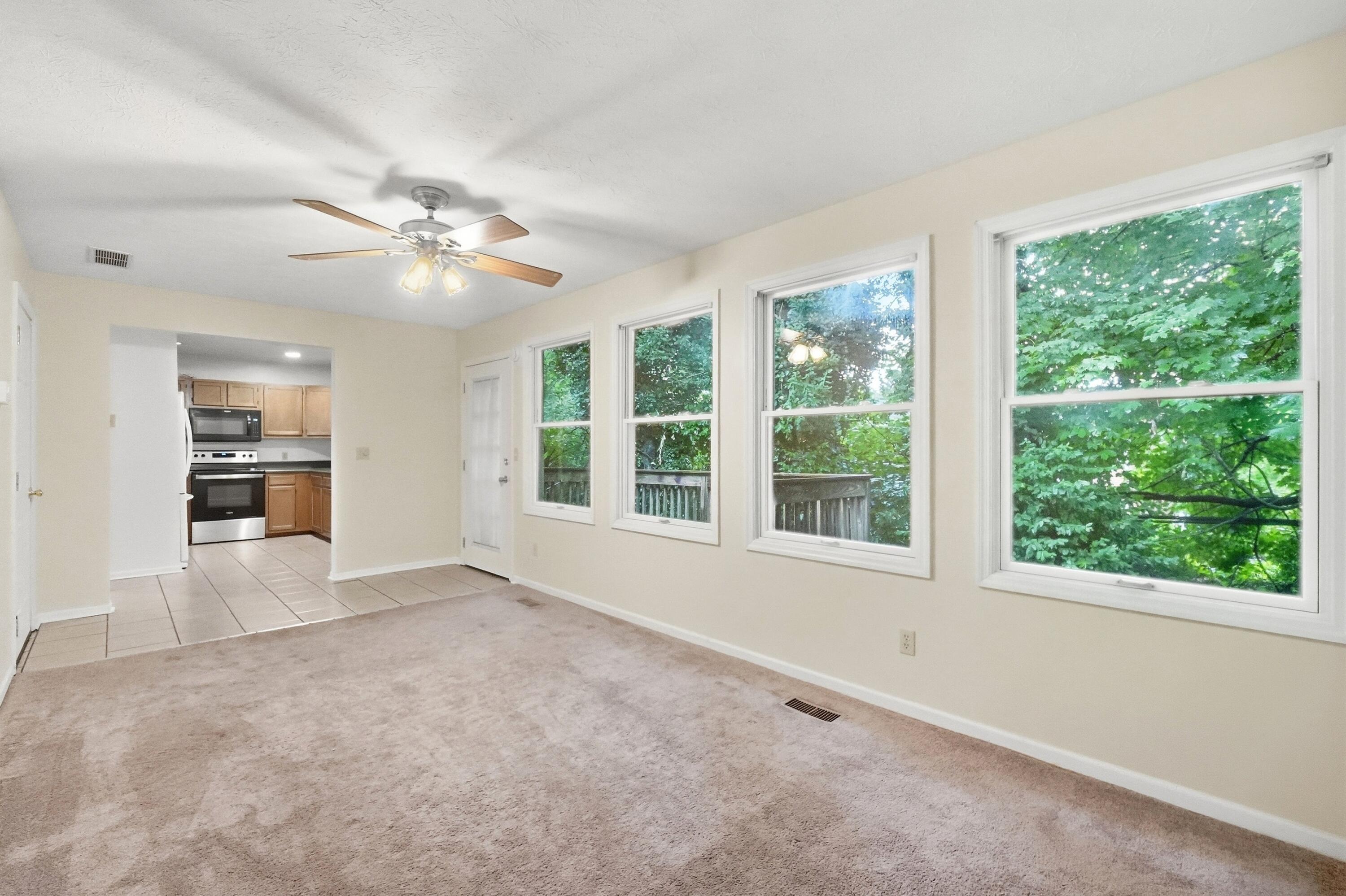 1514 Ridgeview, Springfield, Ohio 45504
