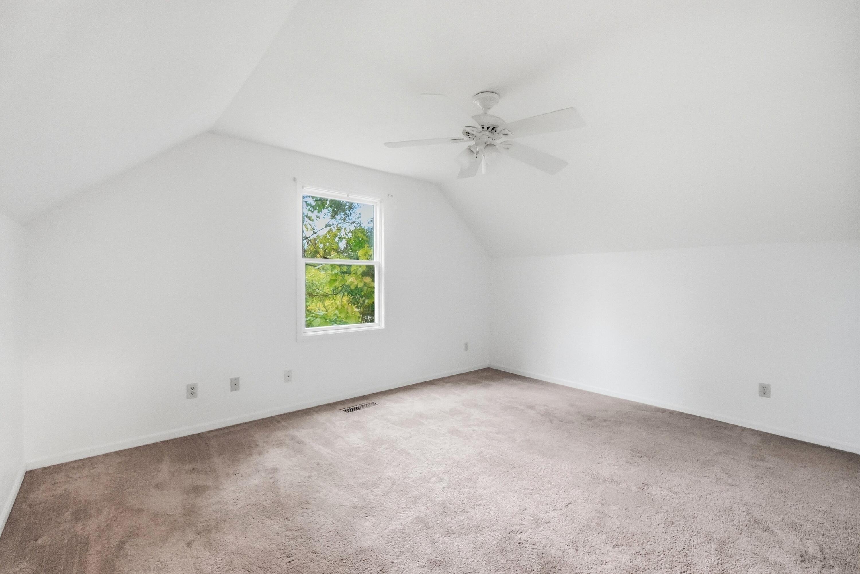 1514 Ridgeview, Springfield, Ohio 45504