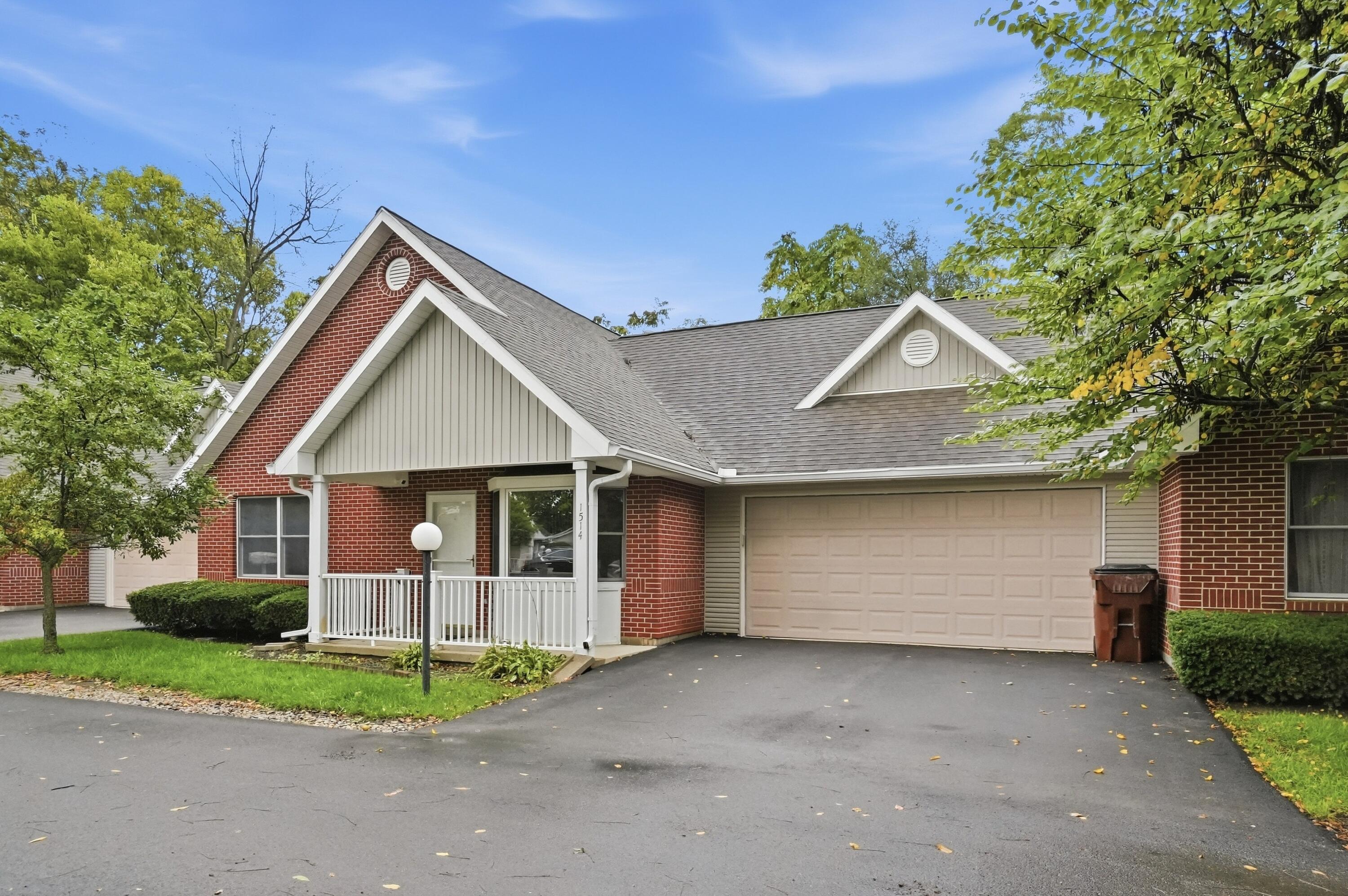 1514 Ridgeview, Springfield, Ohio 45504