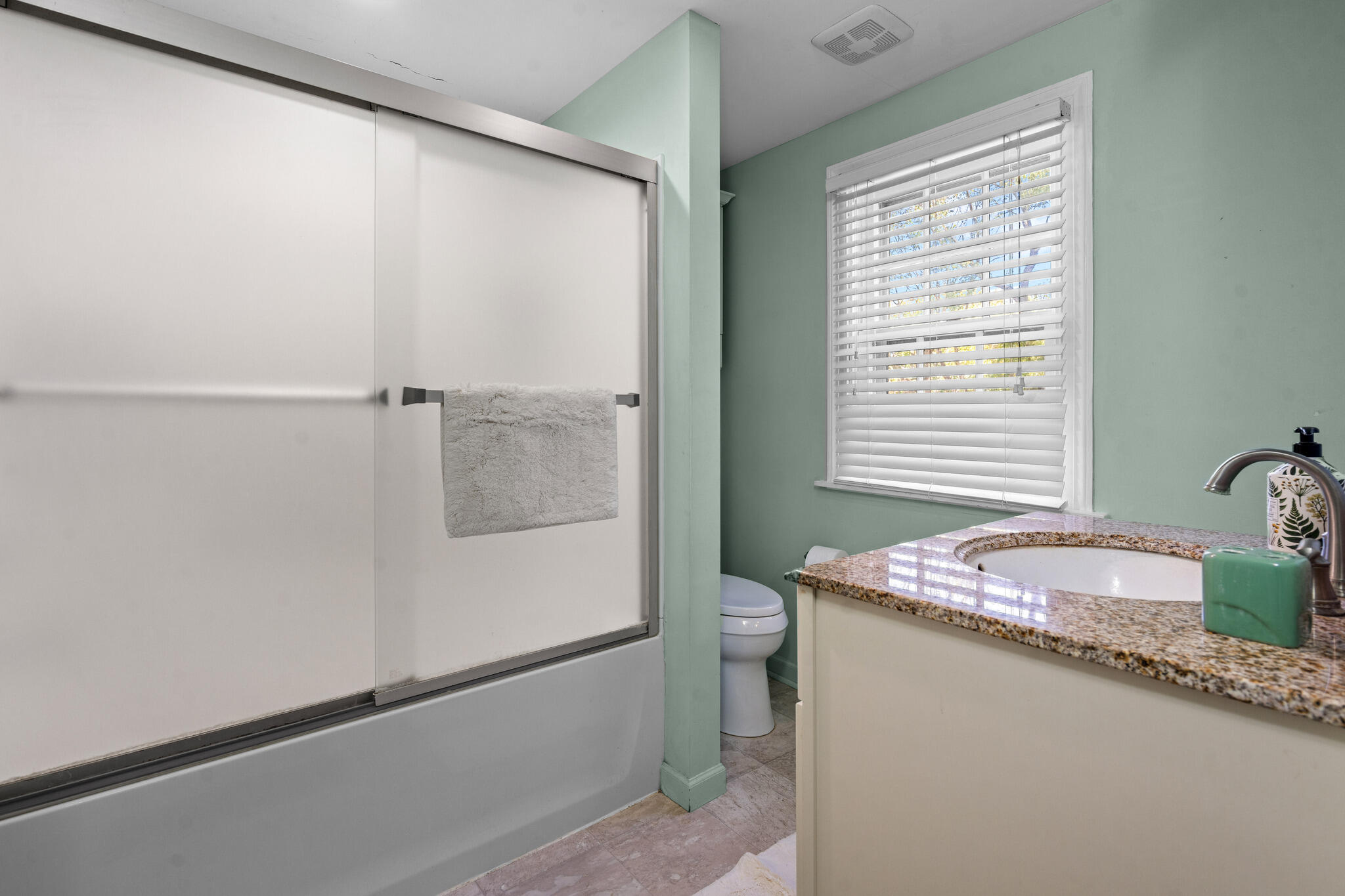 1820 Timberline, Springfield, Ohio 45504