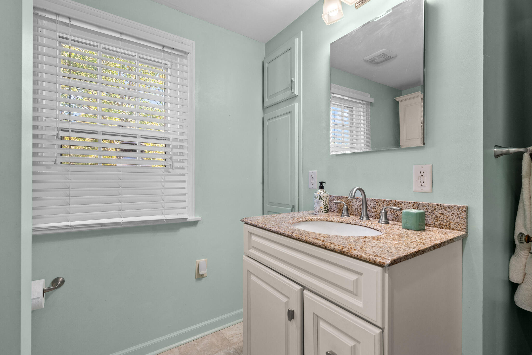 1820 Timberline, Springfield, Ohio 45504
