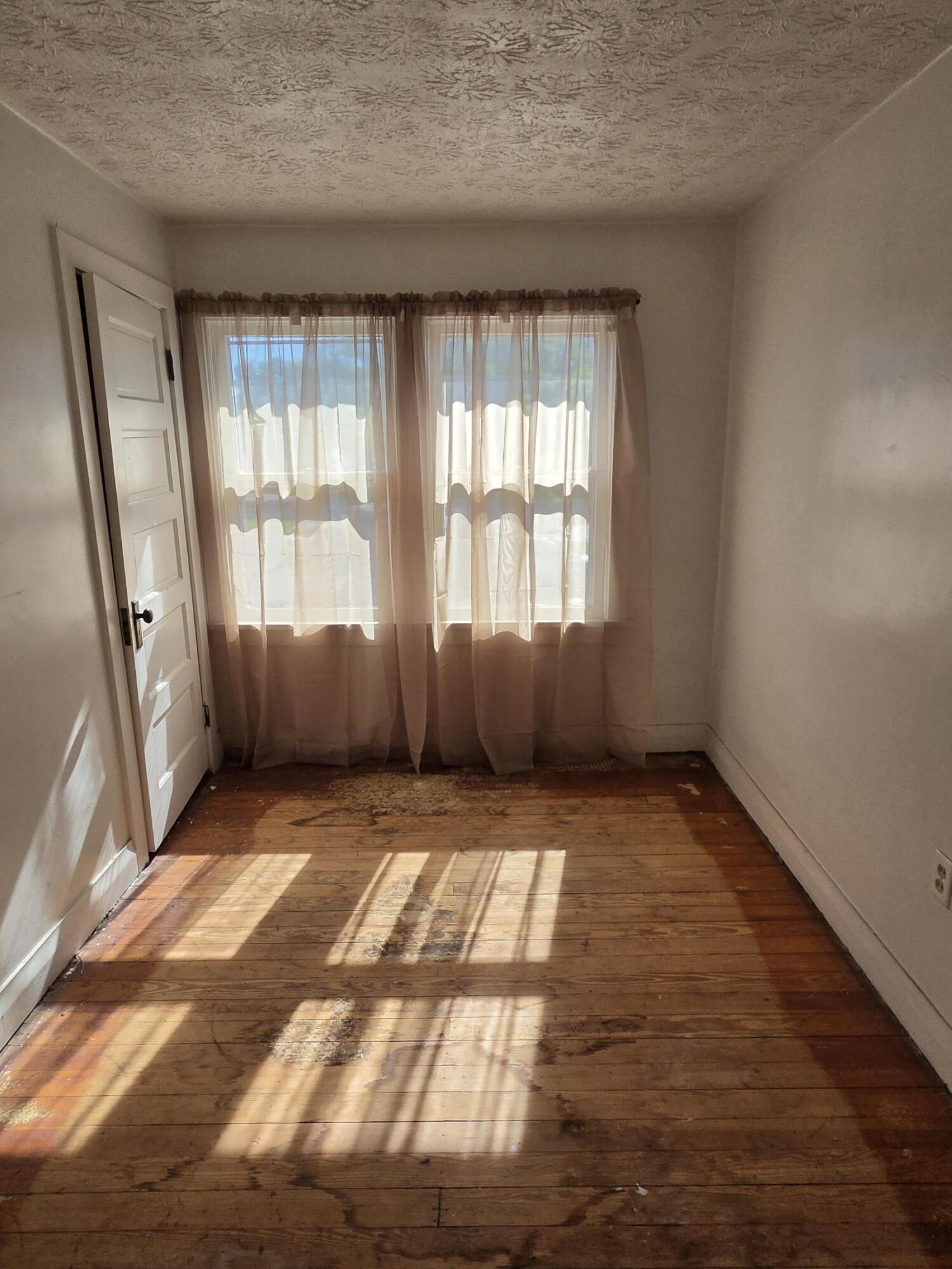 2077 Stanview, Dayton, Ohio 45404