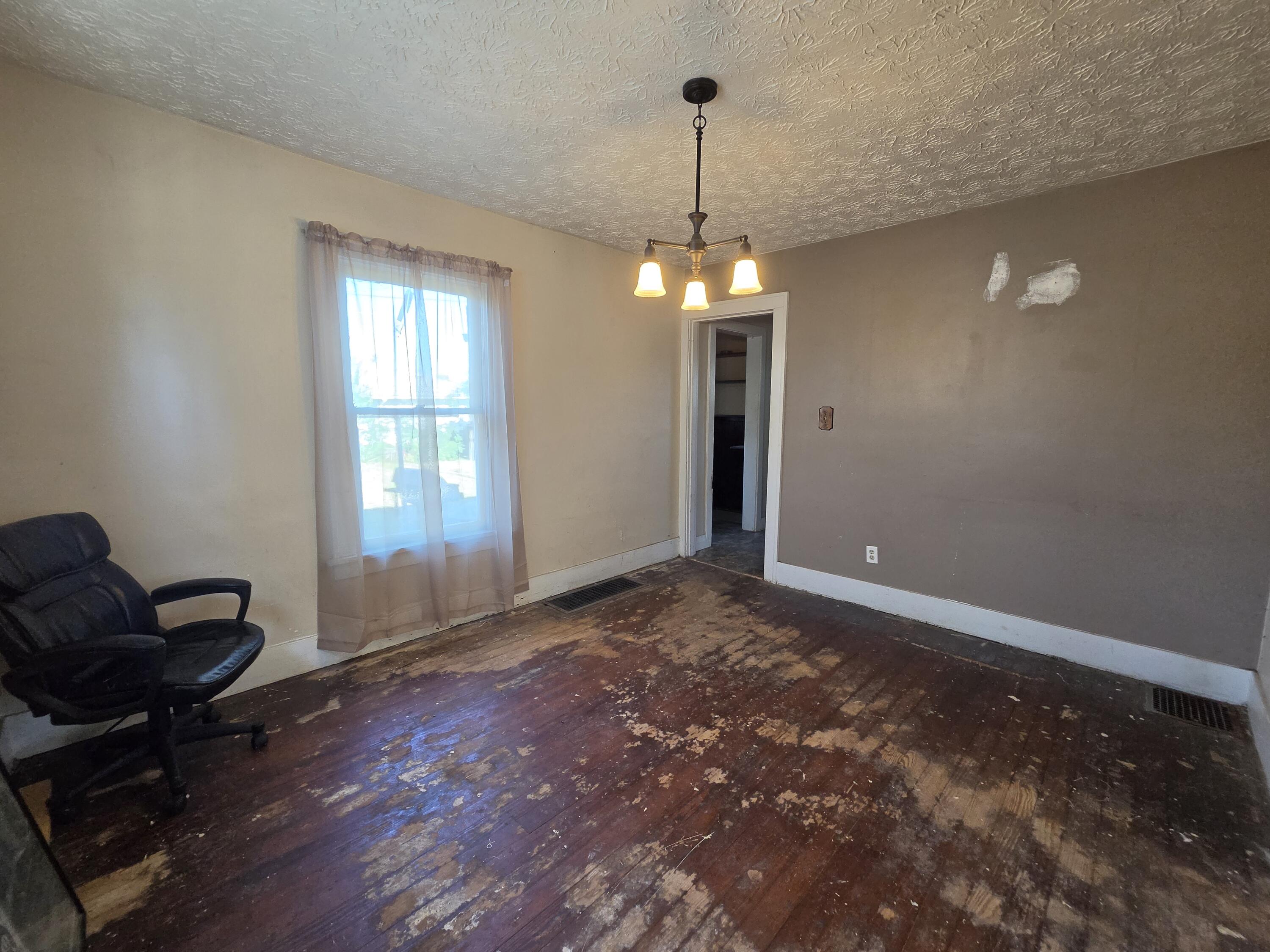 2077 Stanview, Dayton, Ohio 45404