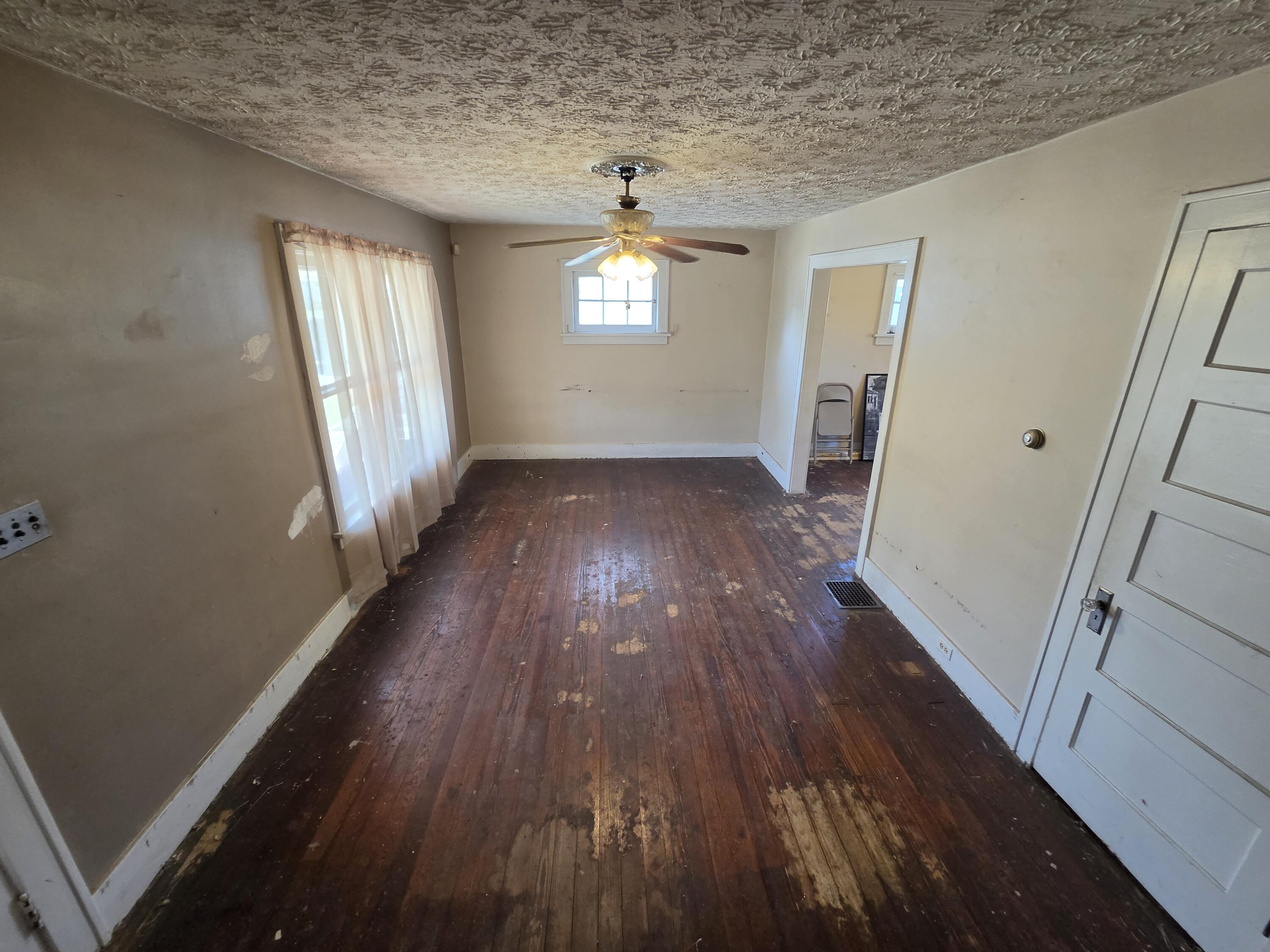 2077 Stanview, Dayton, Ohio 45404