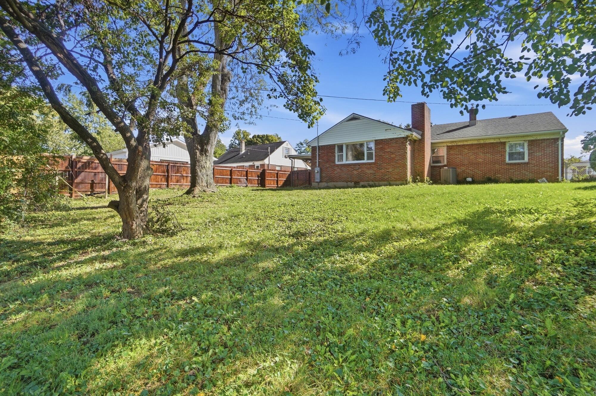 1617 Northgate, Springfield, Ohio 45504