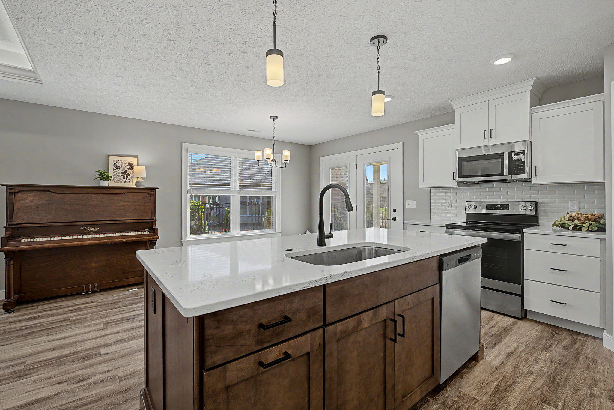 864 Bentley, Troy, Ohio 45373