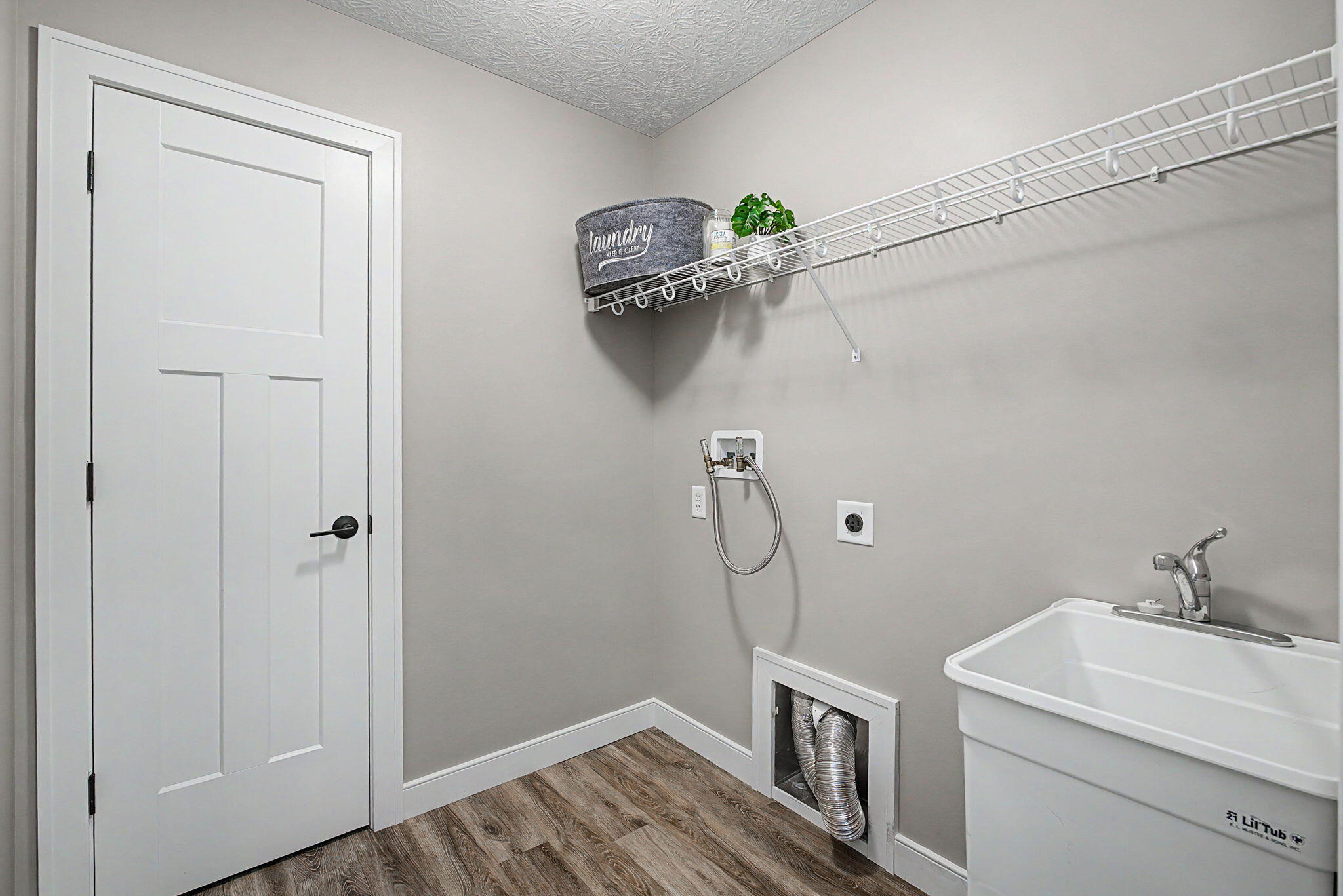864 Bentley, Troy, Ohio 45373