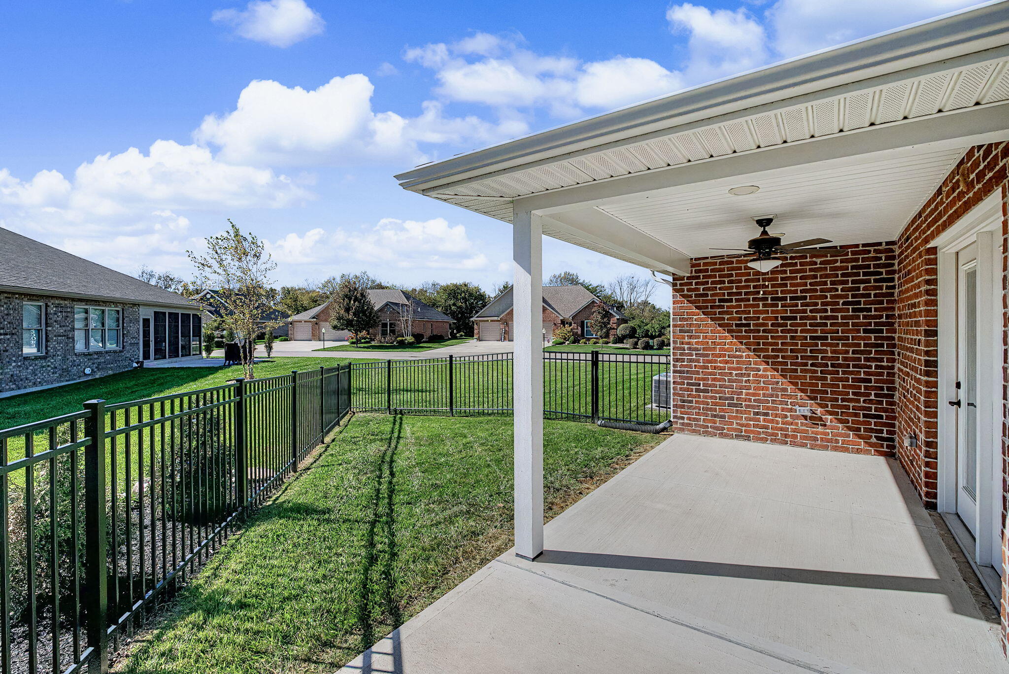 864 Bentley, Troy, Ohio 45373
