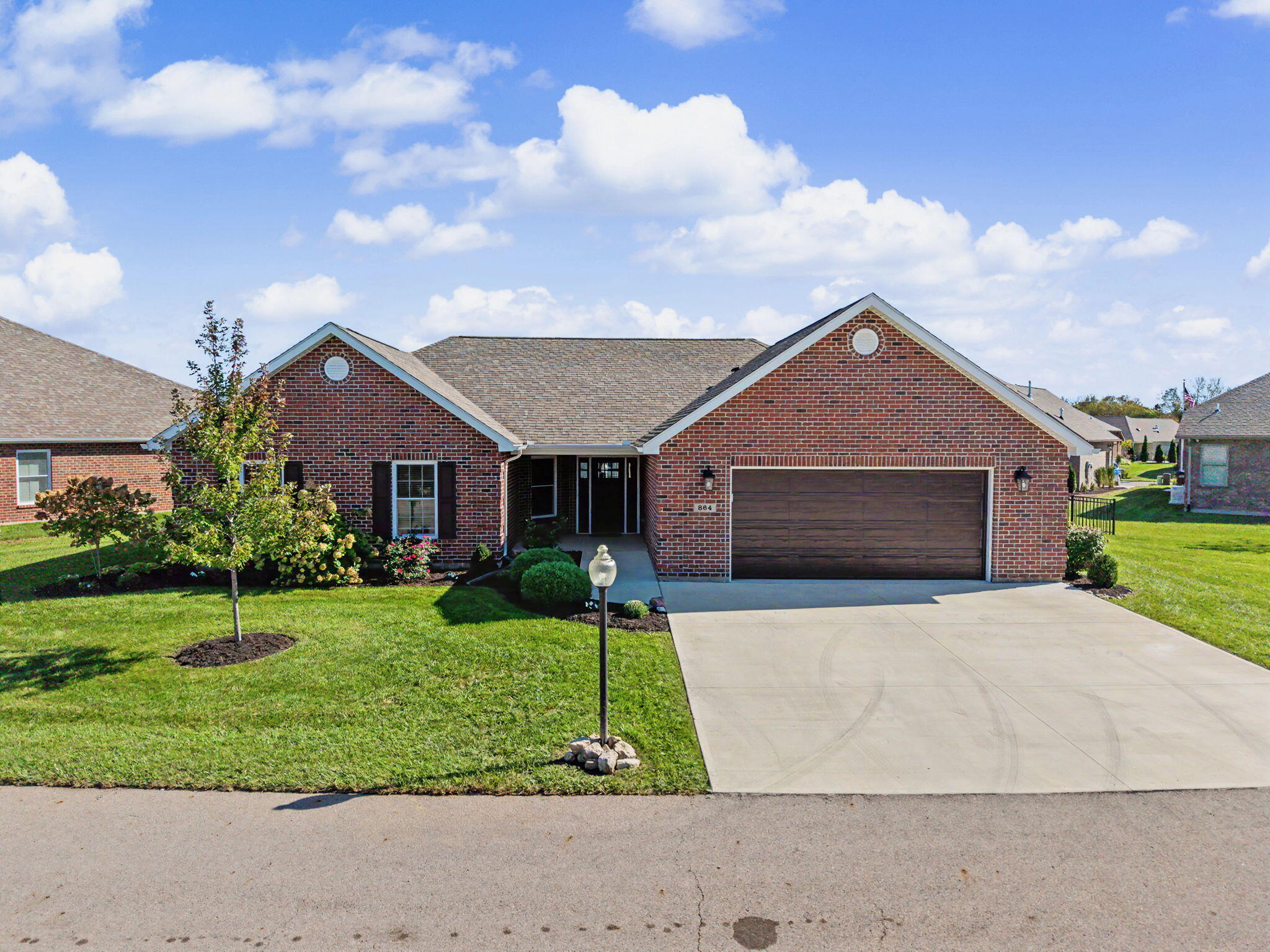 864 Bentley, Troy, Ohio 45373
