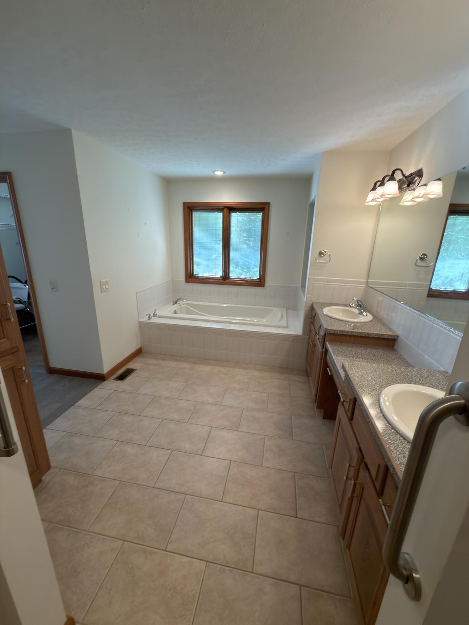 9520 Thompson Schiff, Sidney, Ohio 45365