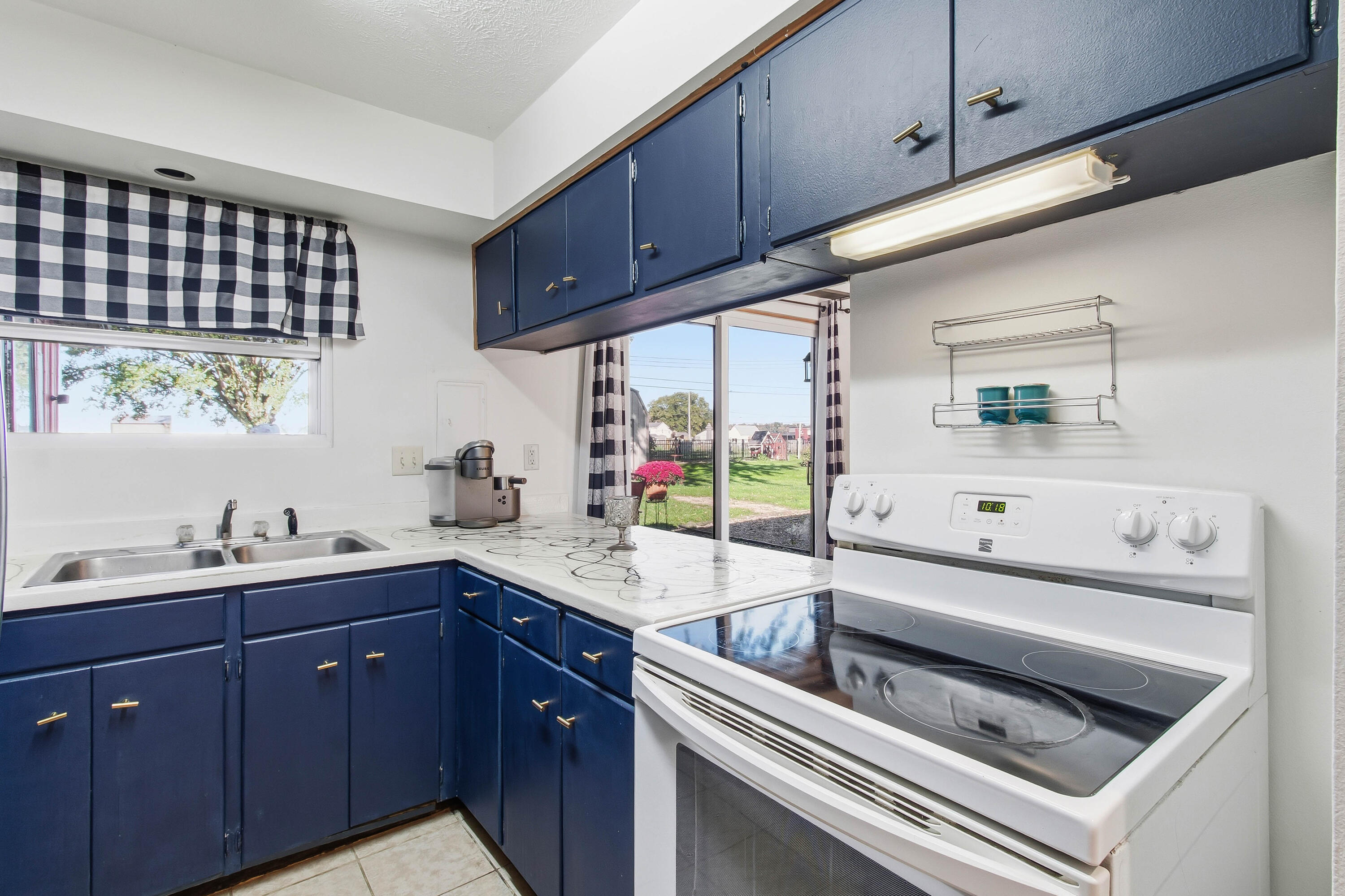 105 Island, Jackson Center, Ohio 45334