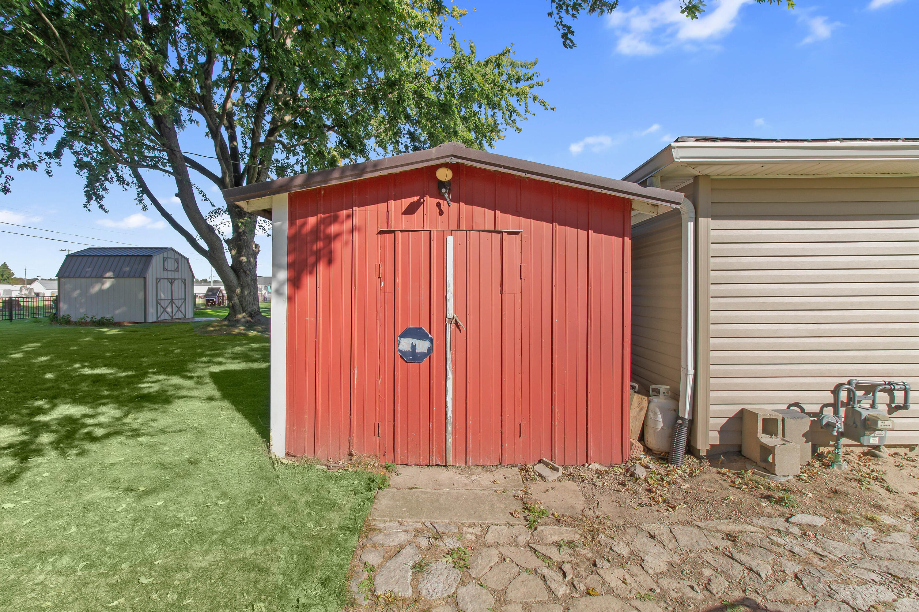 105 Island, Jackson Center, Ohio 45334