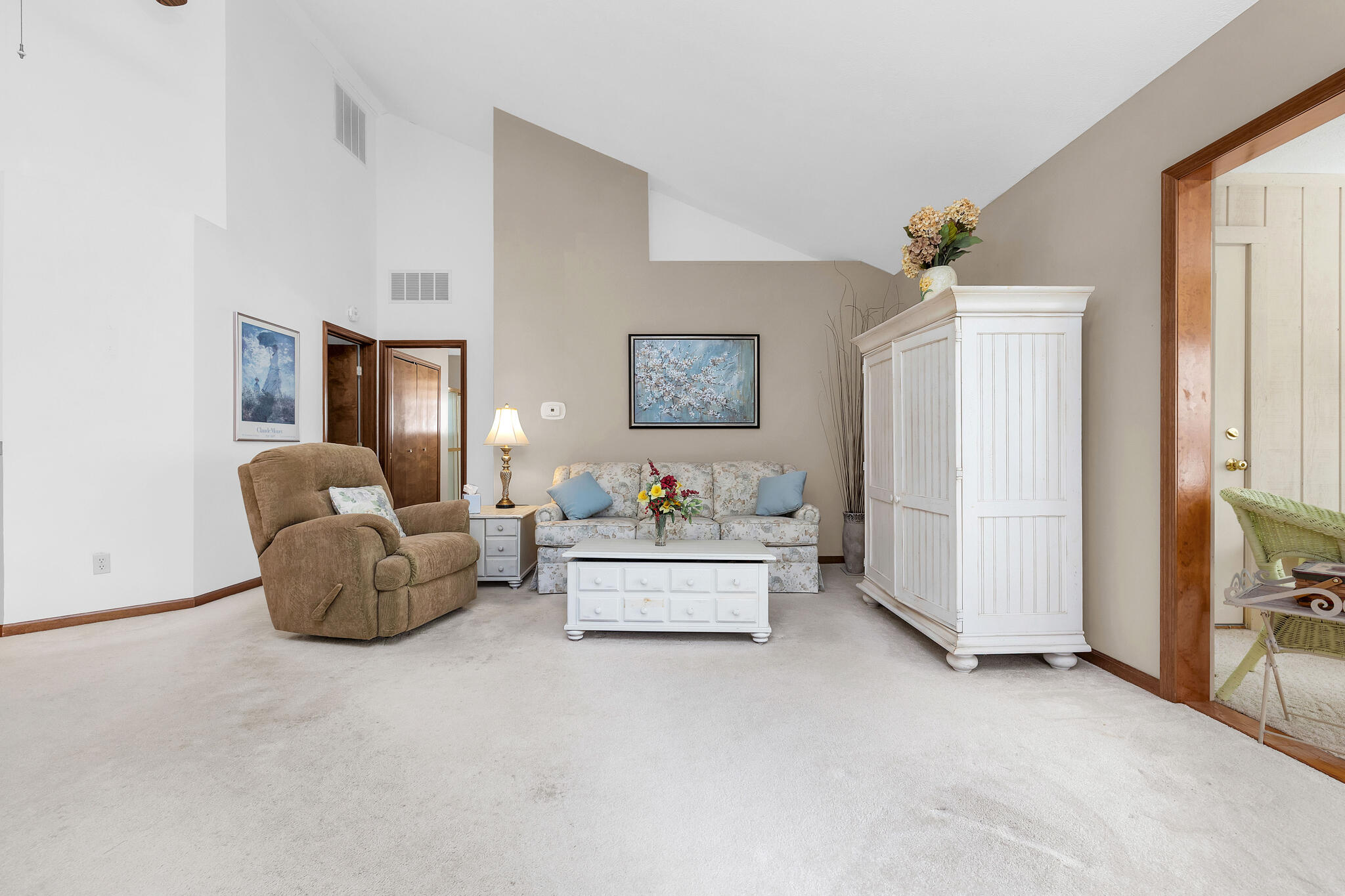 416 Woodside, Bellefontaine, Ohio 43311