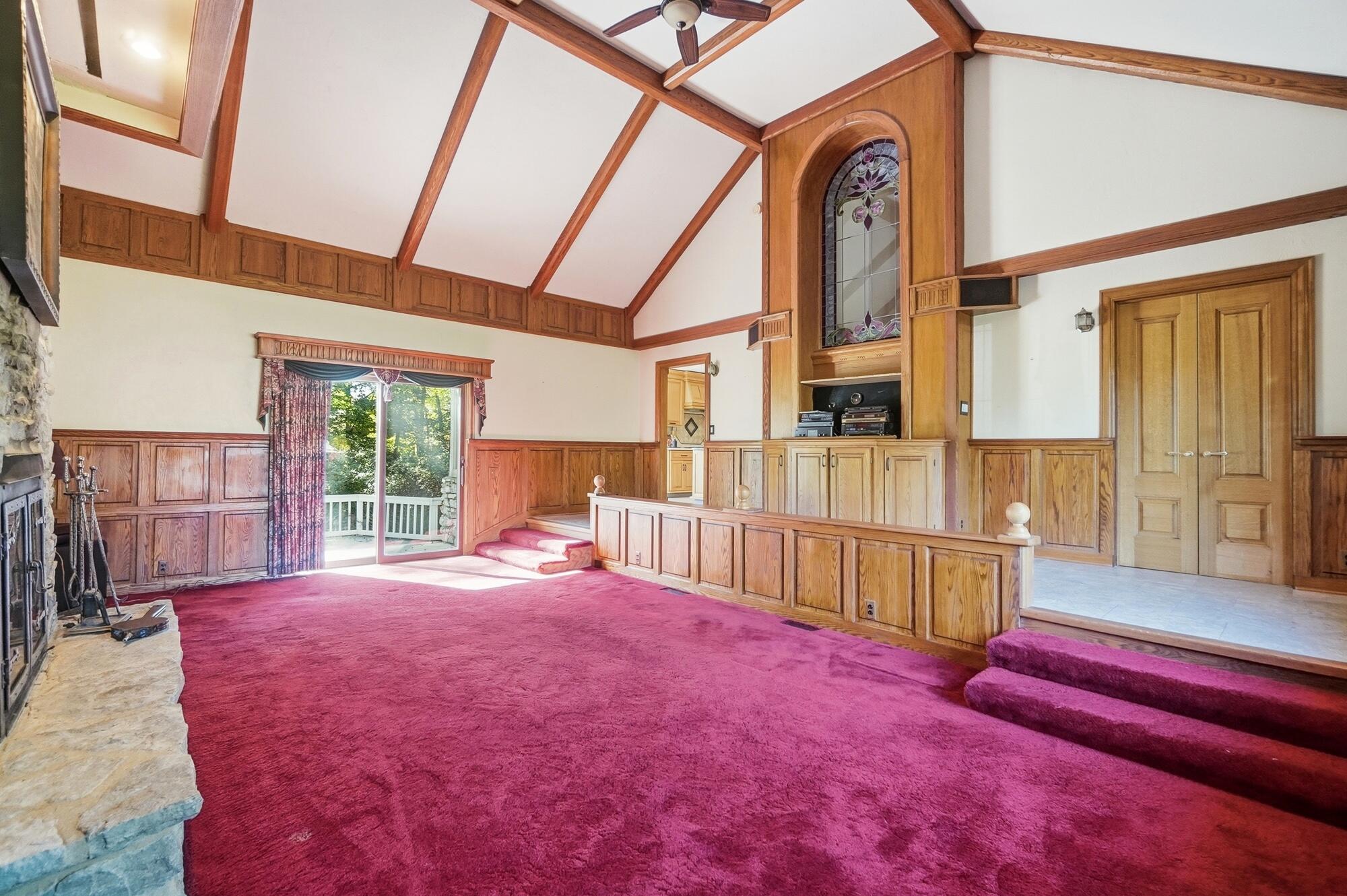 609 Aberfelda, Springfield, Ohio 45504
