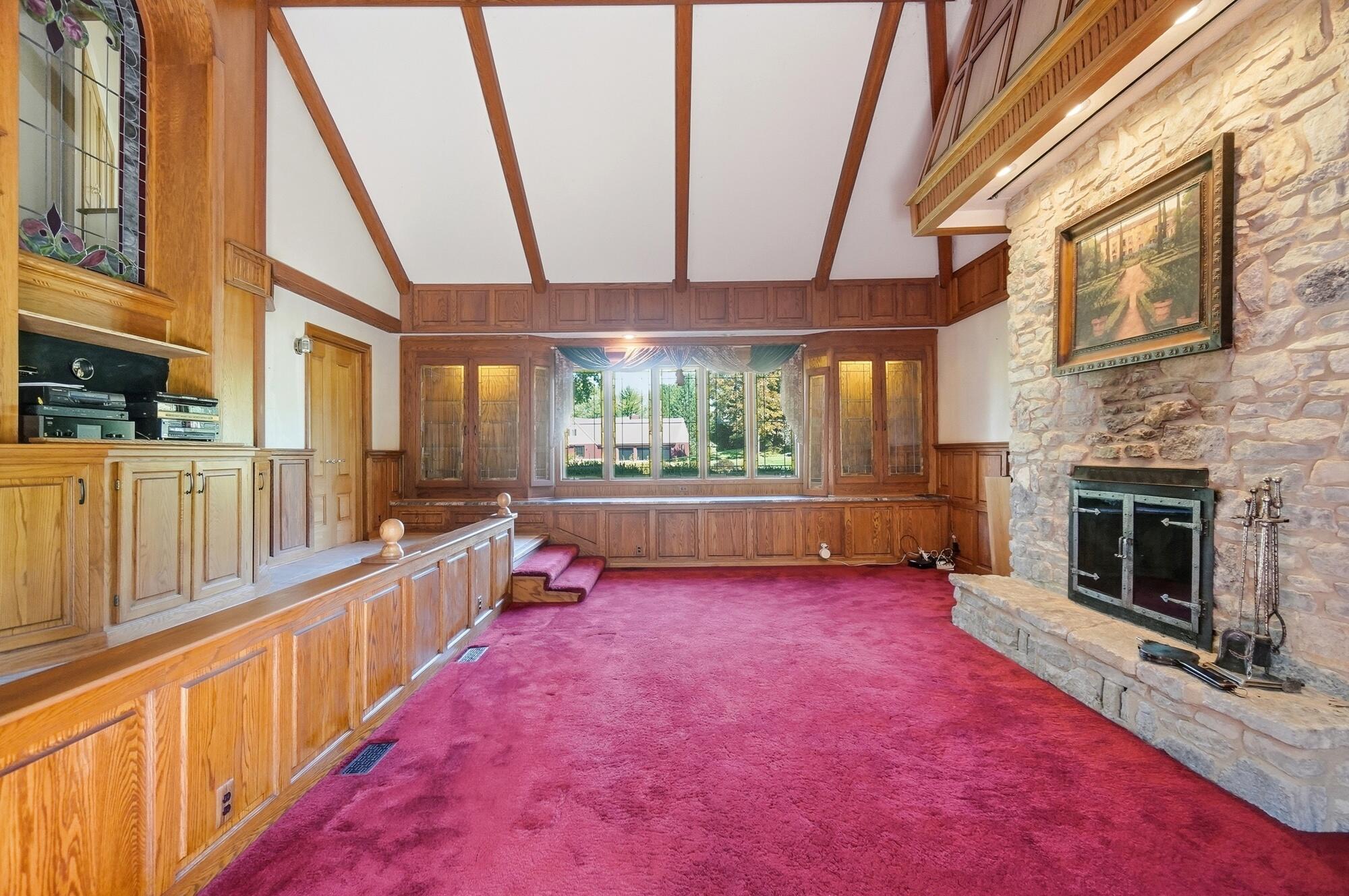 609 Aberfelda, Springfield, Ohio 45504