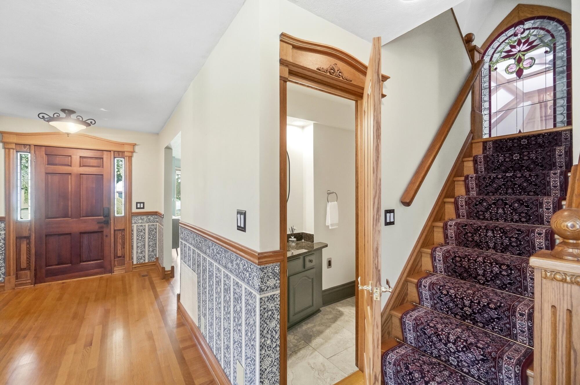 609 Aberfelda, Springfield, Ohio 45504