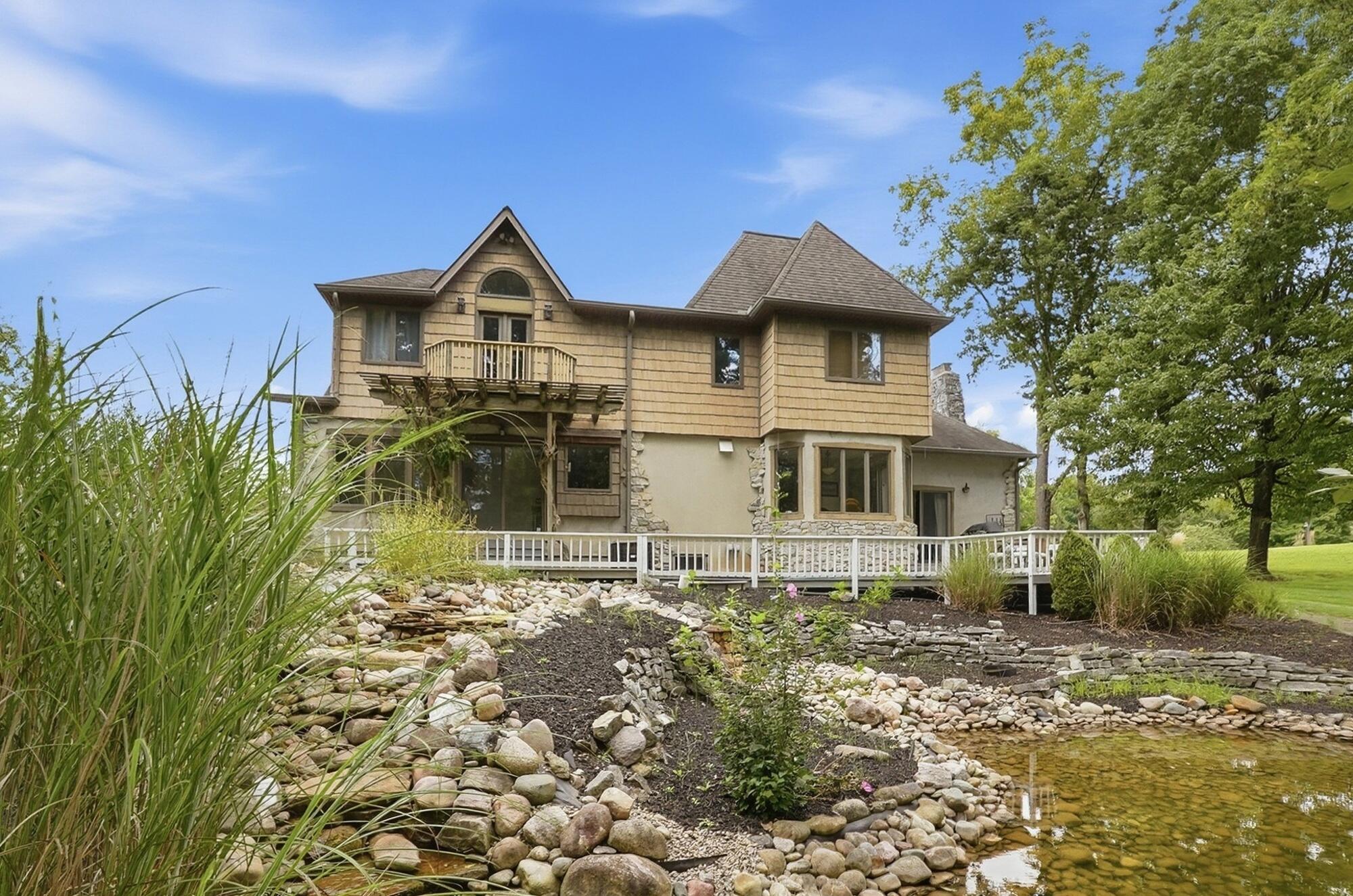 609 Aberfelda, Springfield, Ohio 45504