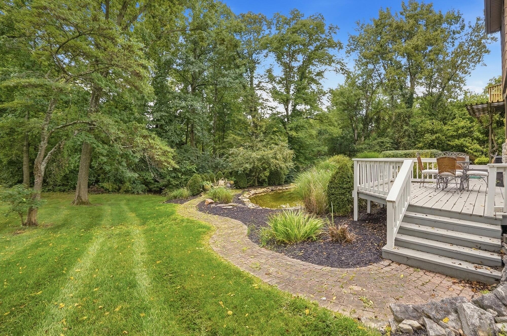 609 Aberfelda, Springfield, Ohio 45504
