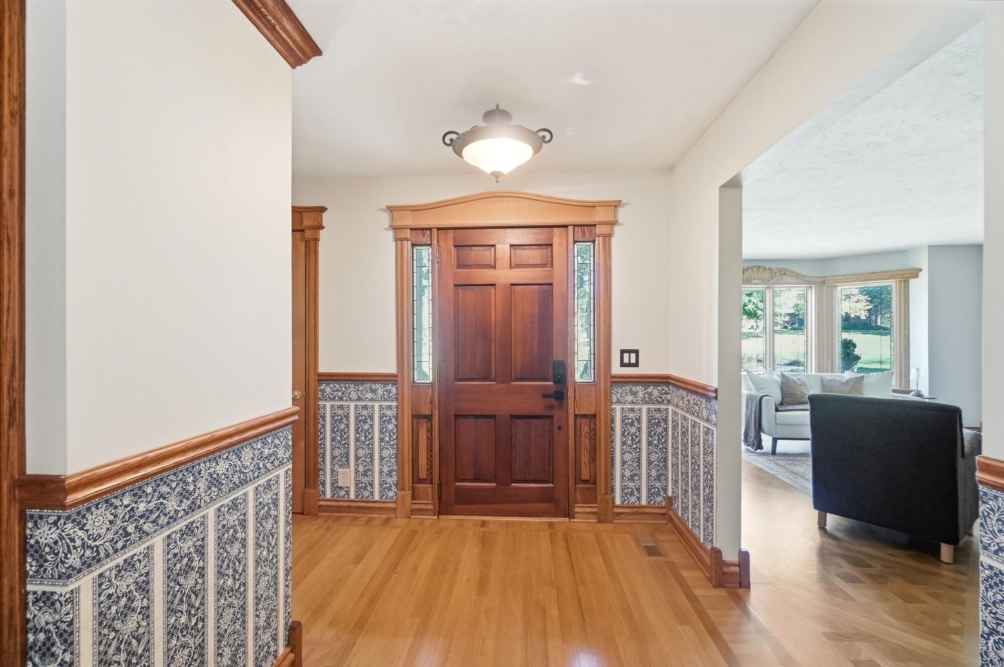 609 Aberfelda, Springfield, Ohio 45504