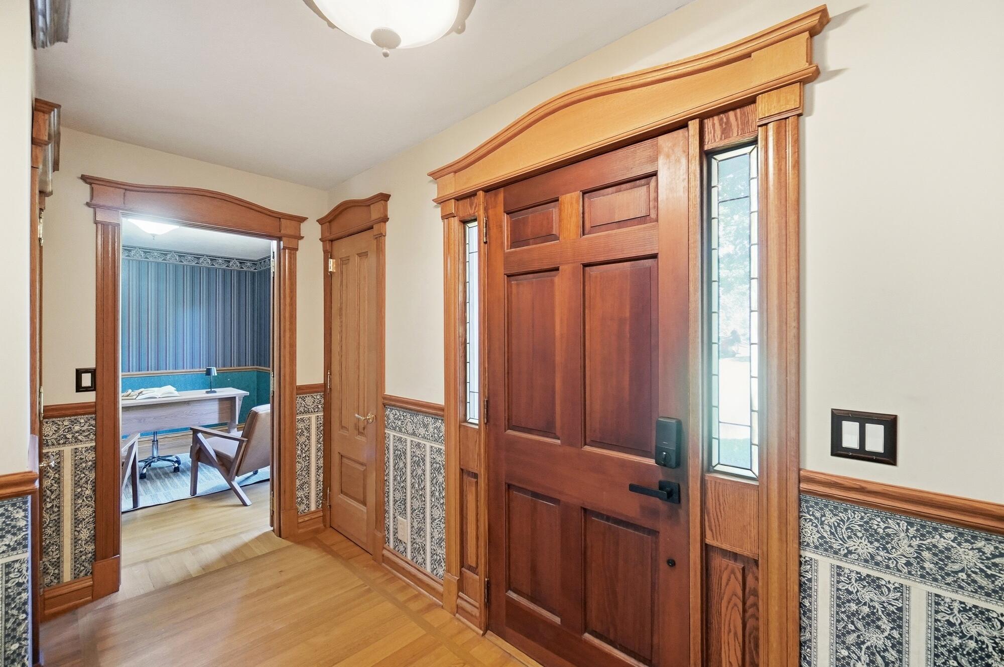 609 Aberfelda, Springfield, Ohio 45504