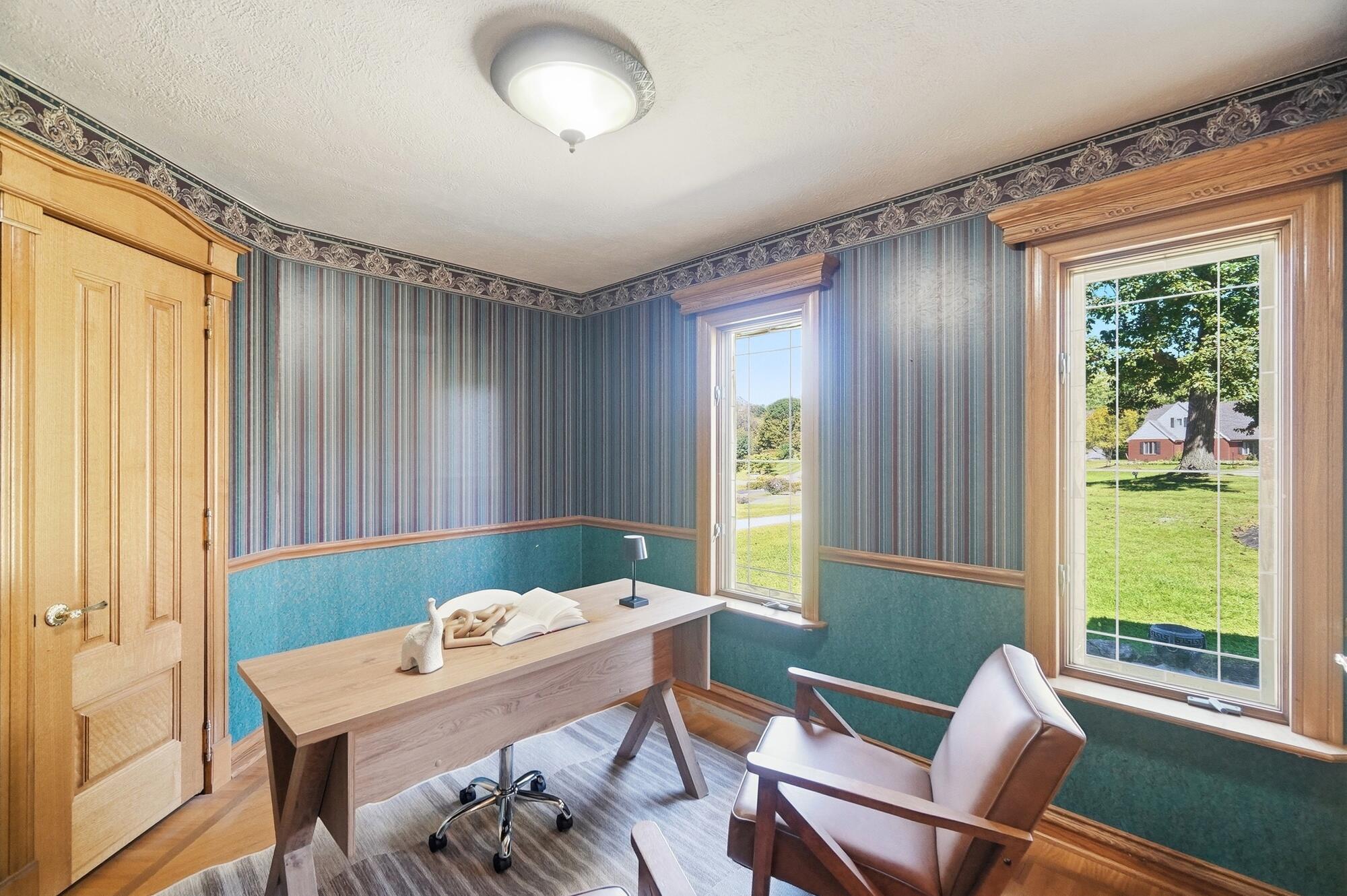 609 Aberfelda, Springfield, Ohio 45504