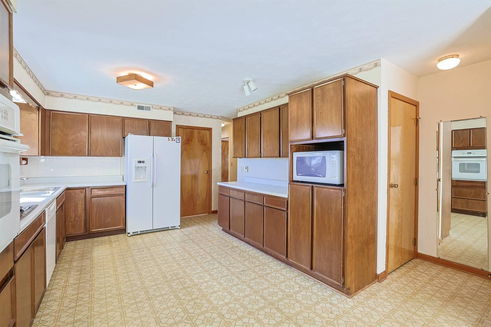 2416 Apricot, Dayton, Ohio 45431
