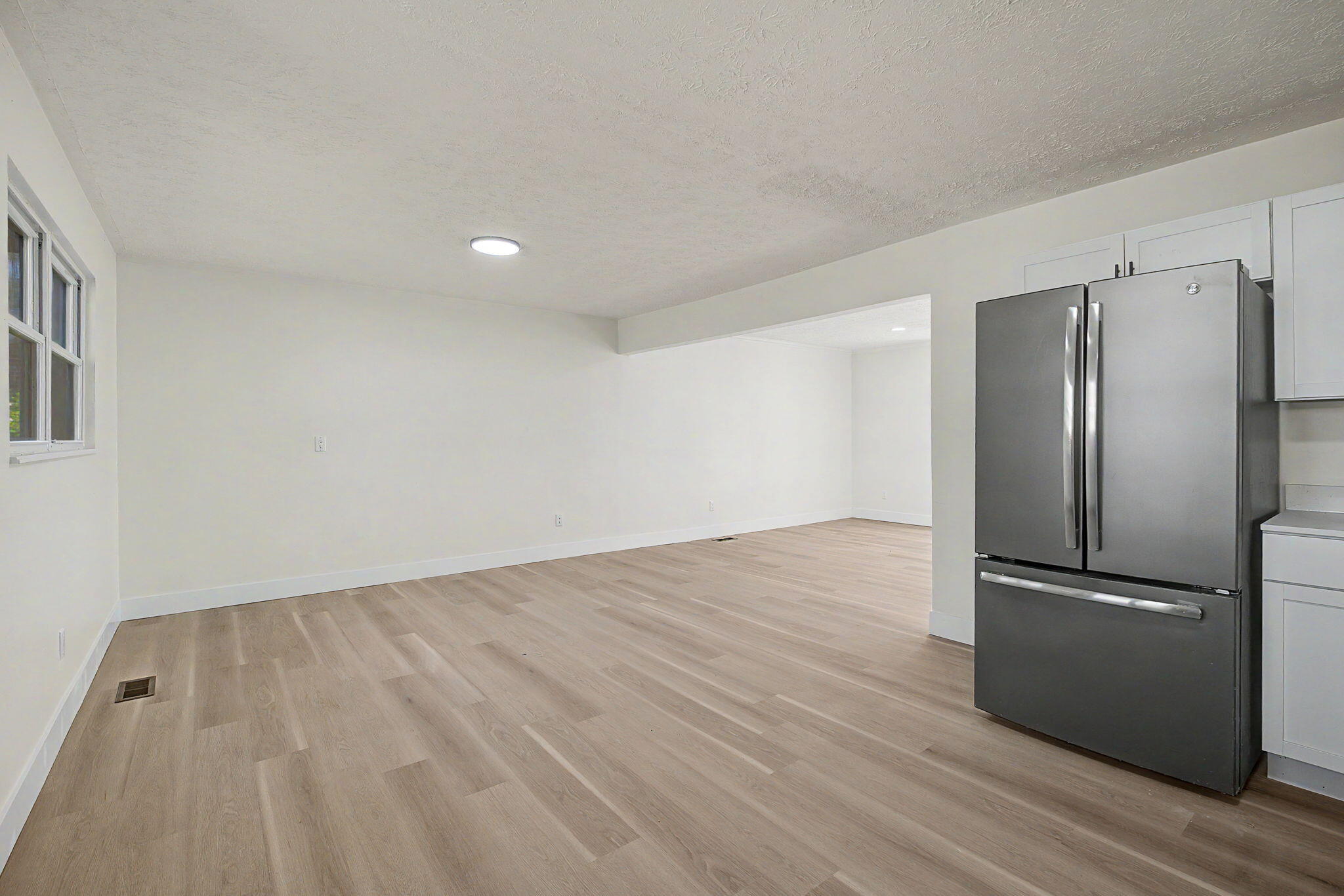 156 Matthews, Enon, Ohio 45323