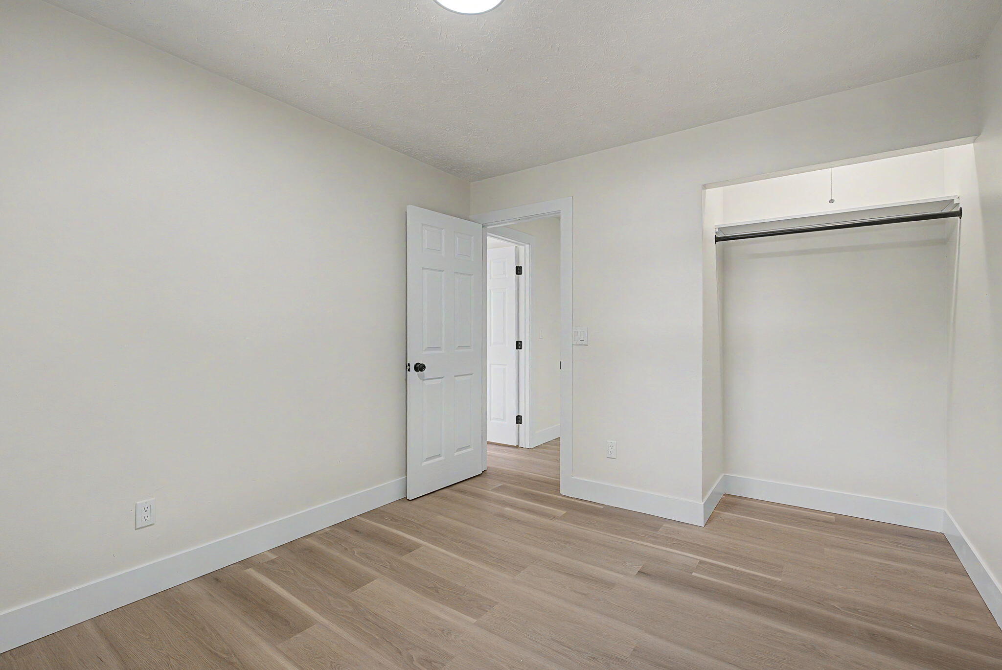 156 Matthews, Enon, Ohio 45323