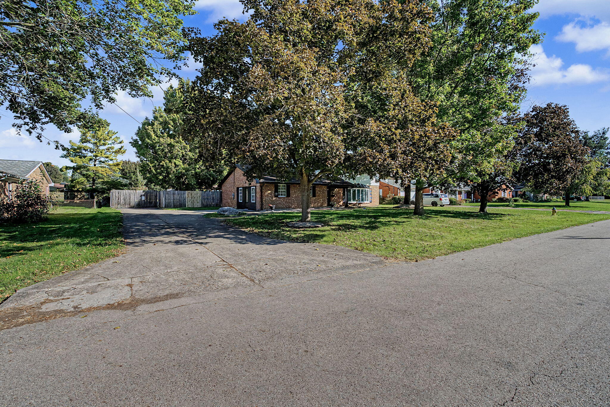 156 Matthews, Enon, Ohio 45323