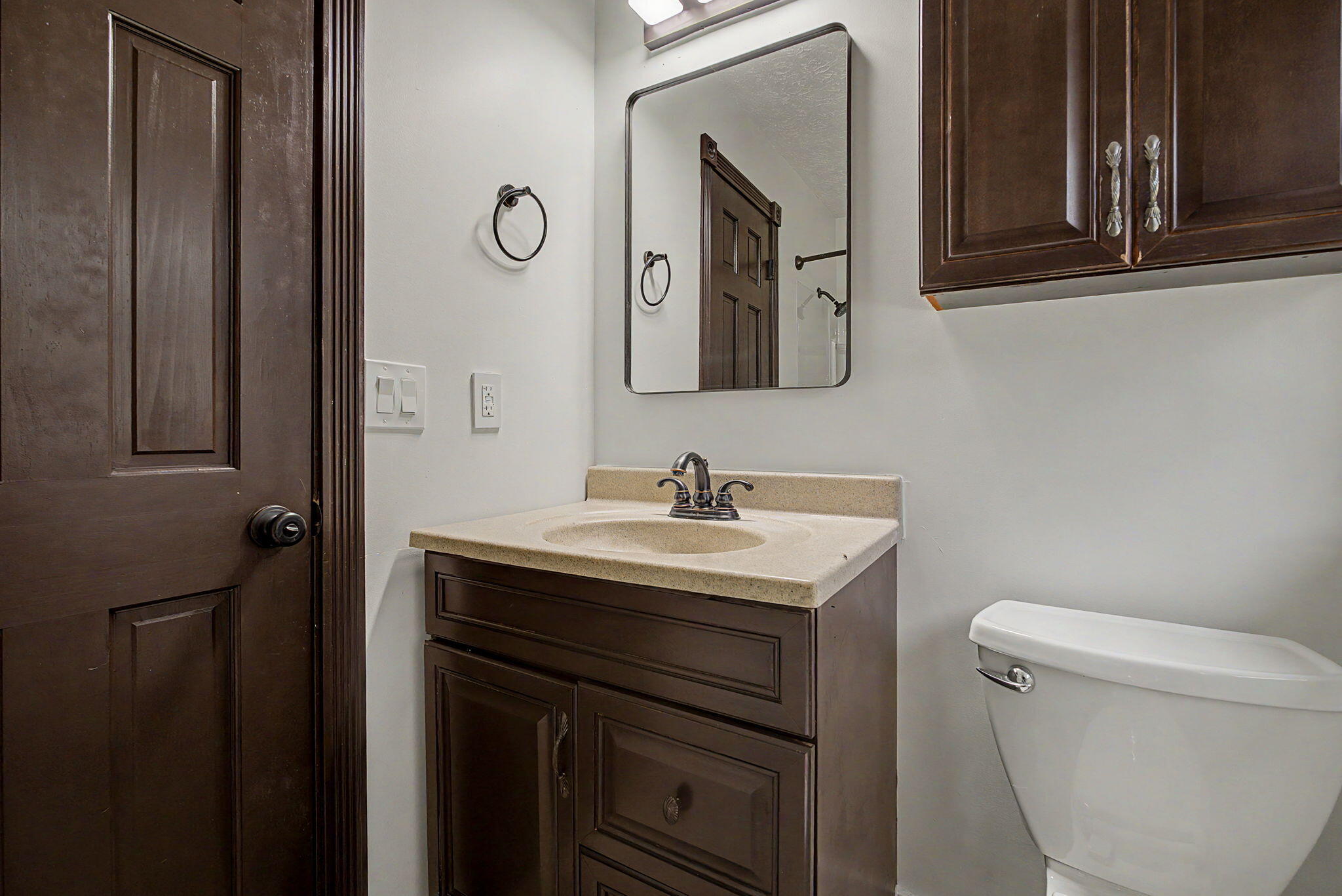 156 Matthews, Enon, Ohio 45323