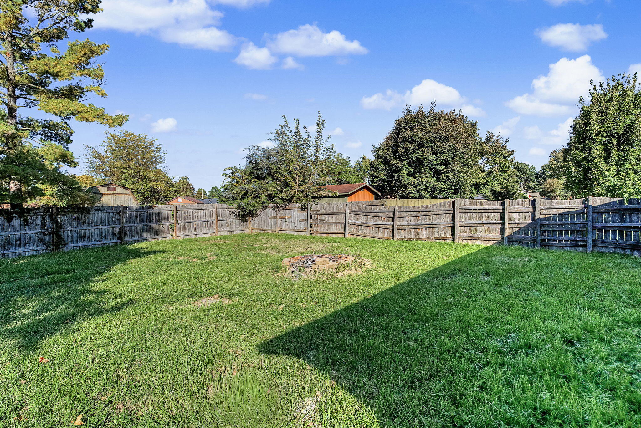 156 Matthews, Enon, Ohio 45323