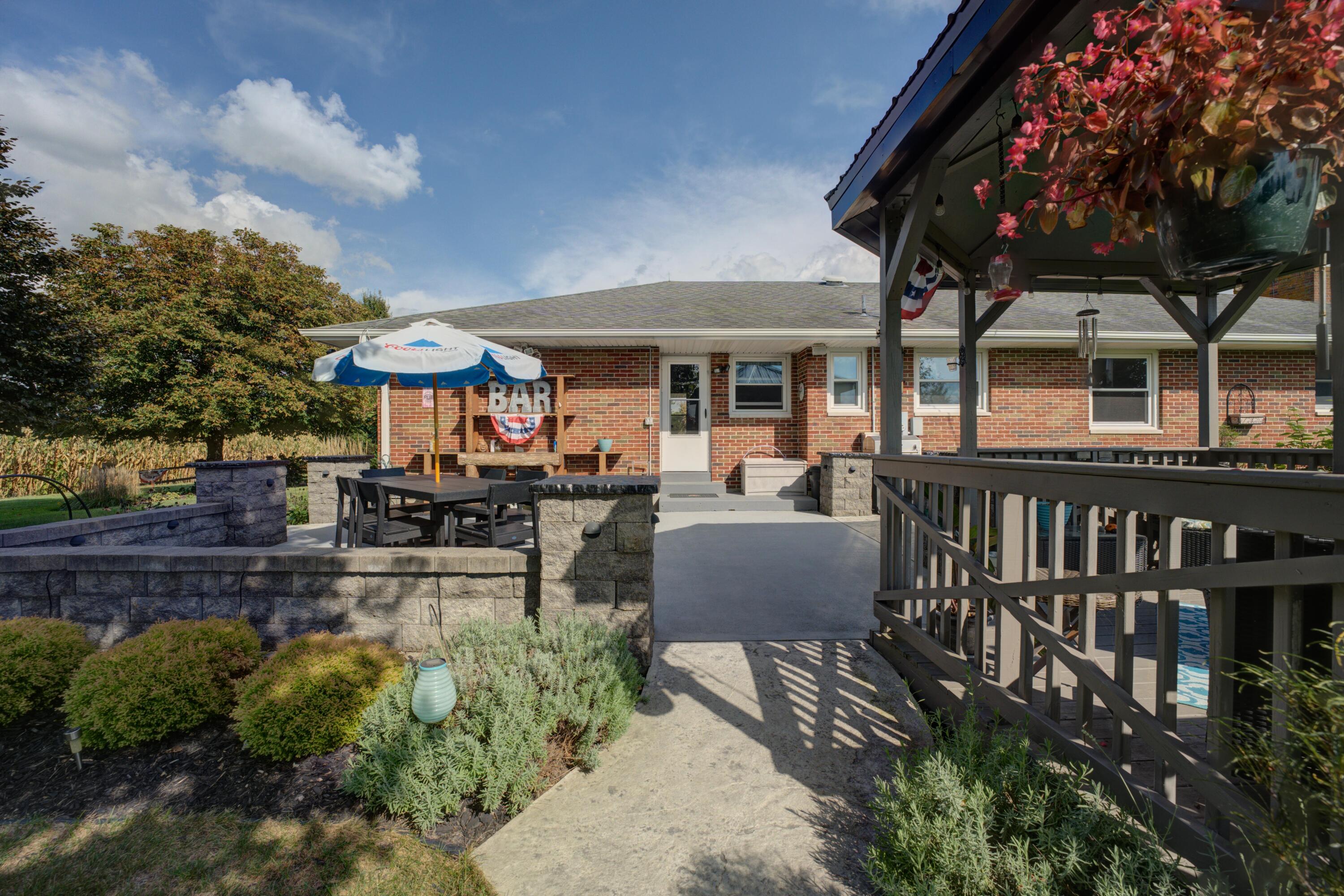 8765 State Route 571, Arcanum, Ohio 45304