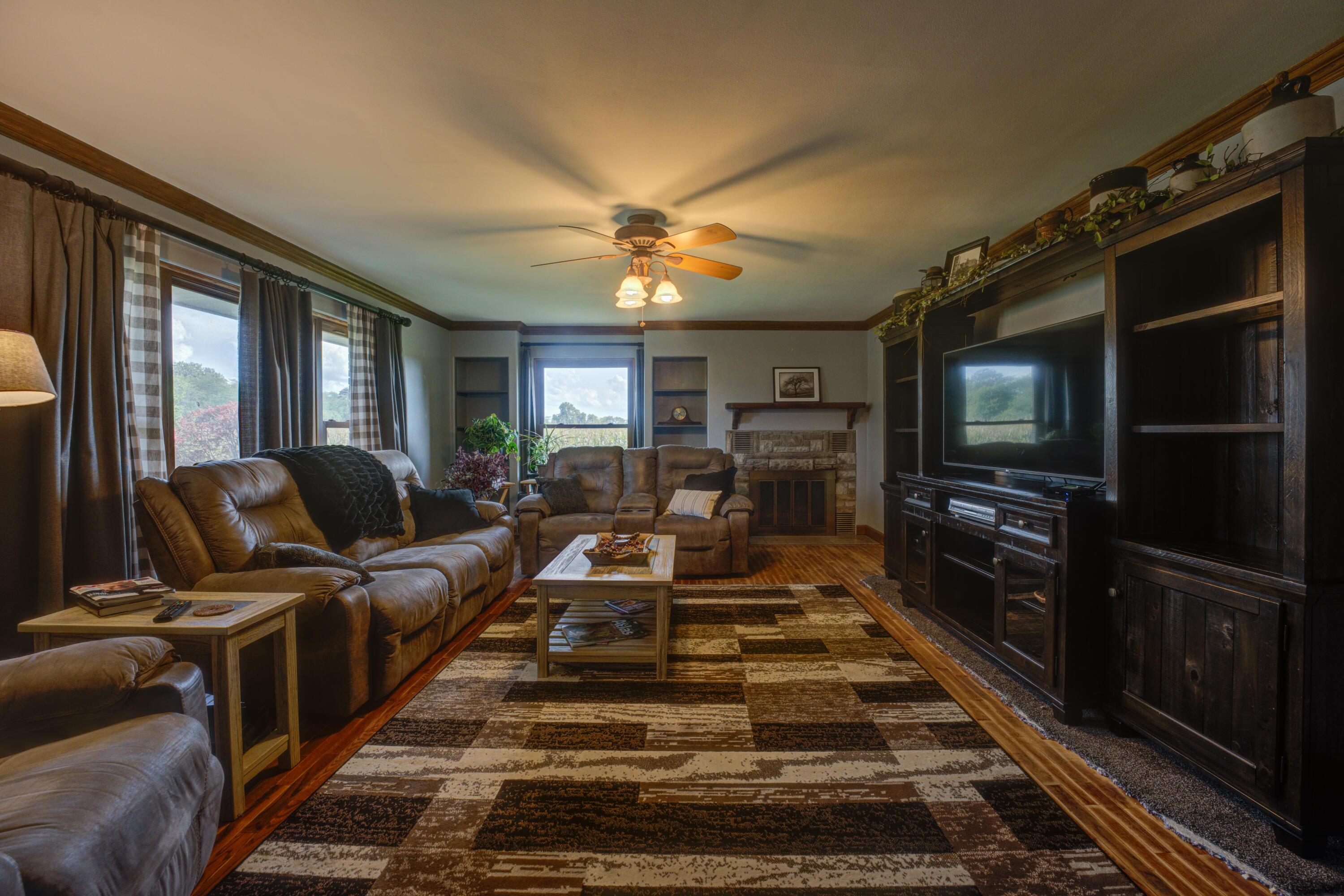 8765 State Route 571, Arcanum, Ohio 45304