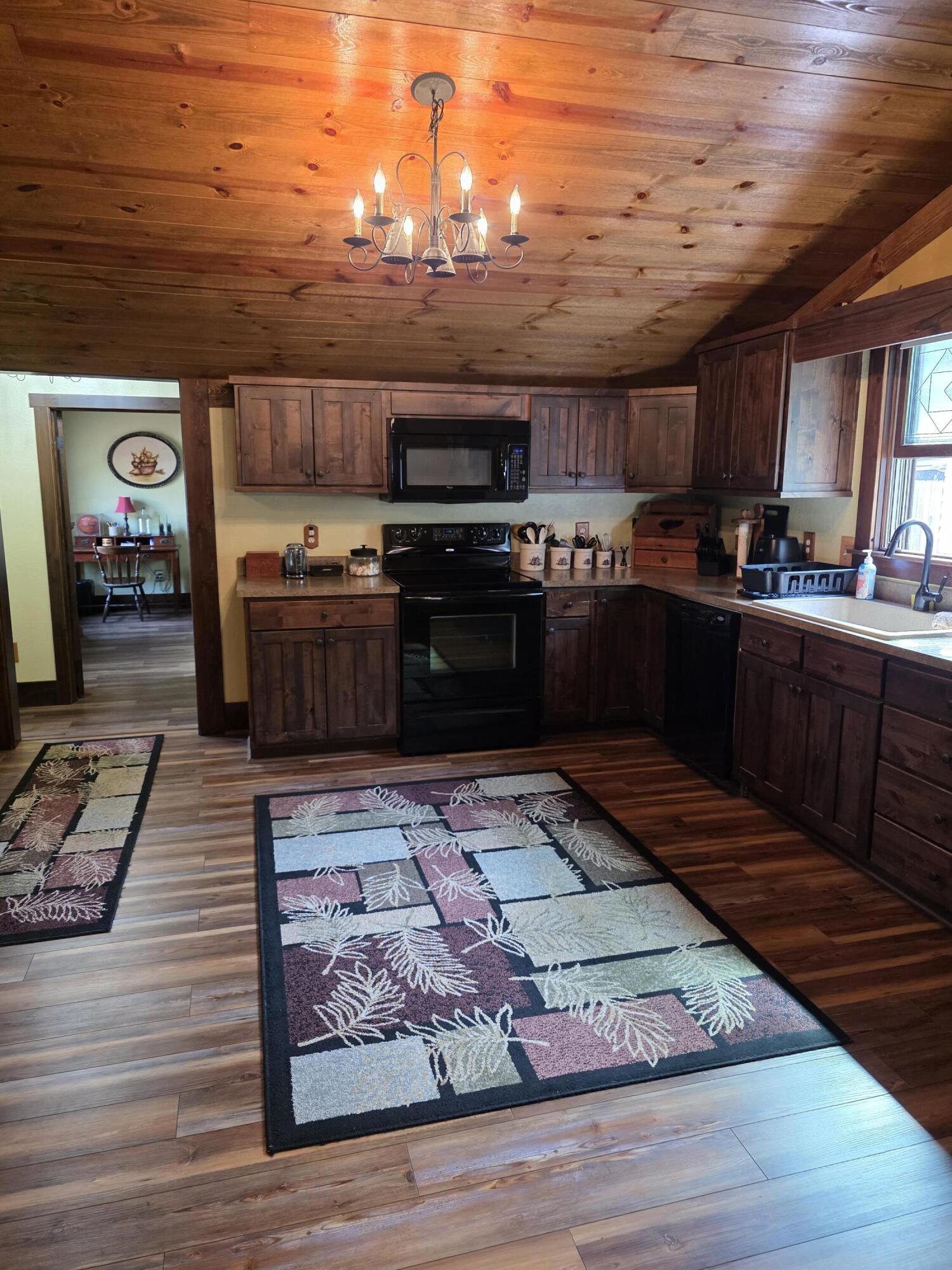 408 Blackhoof, Wapakoneta, Ohio 45895