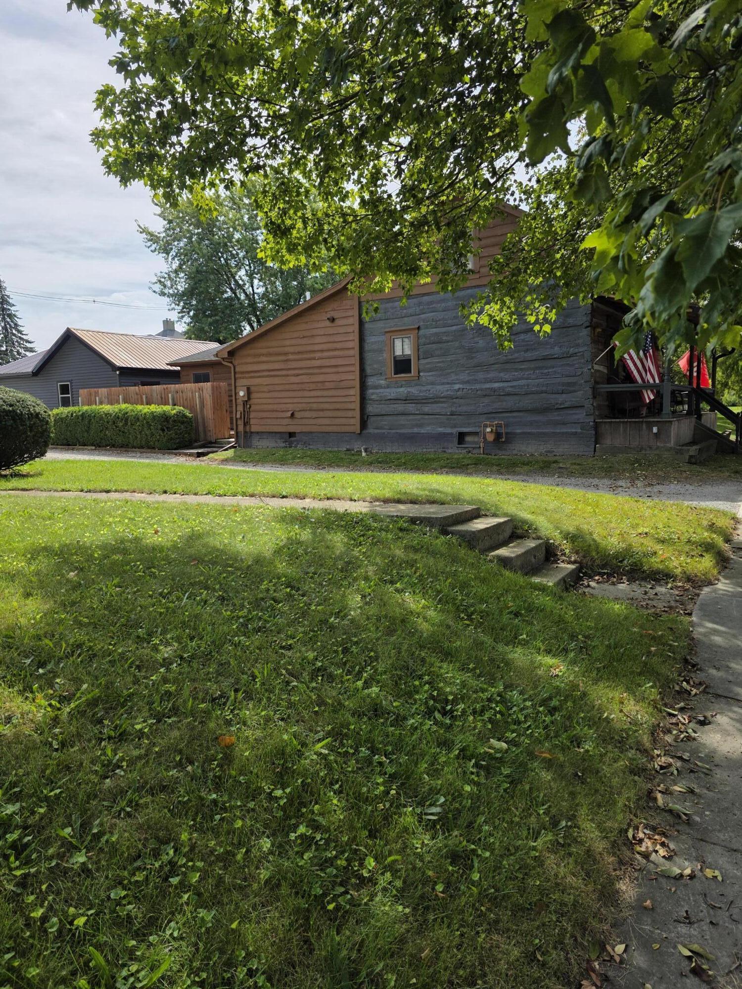 408 Blackhoof, Wapakoneta, Ohio 45895