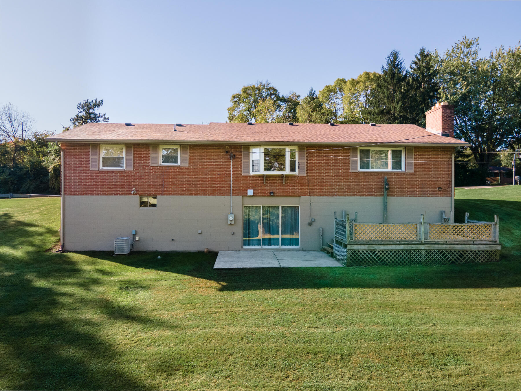 15 Windmere, Troy, Ohio 45373