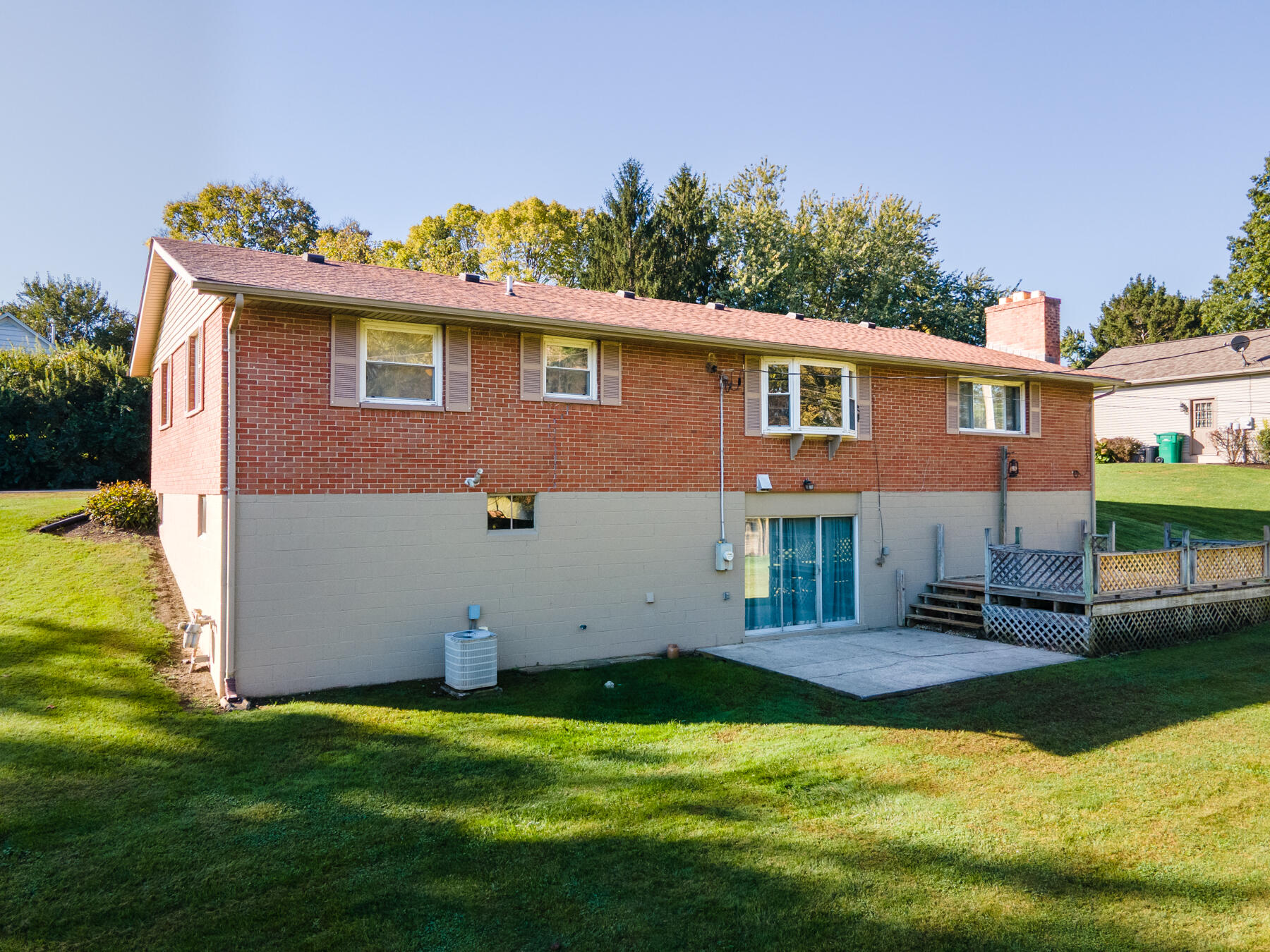 15 Windmere, Troy, Ohio 45373