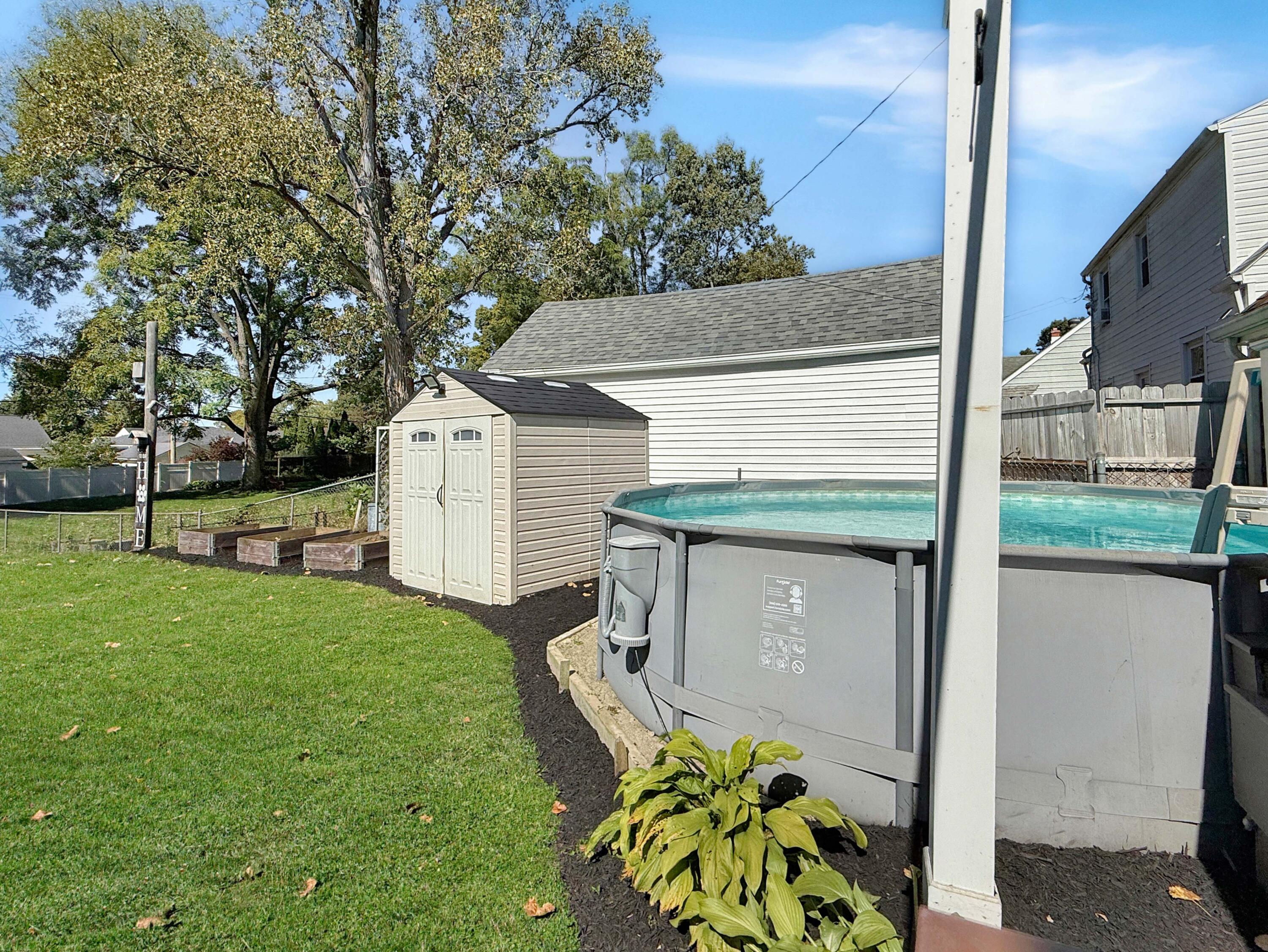 1625 Crestview, Springfield, Ohio 45504